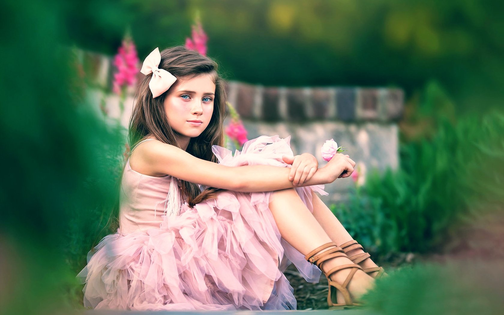 Обои платье, цветок, девочка, serene, ashlyn mae, dress, flower, girl разрешение 2000x1333 Загрузить