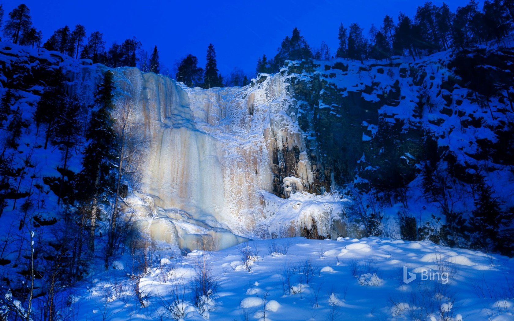 водопад снег лес waterfall snow forest скачать