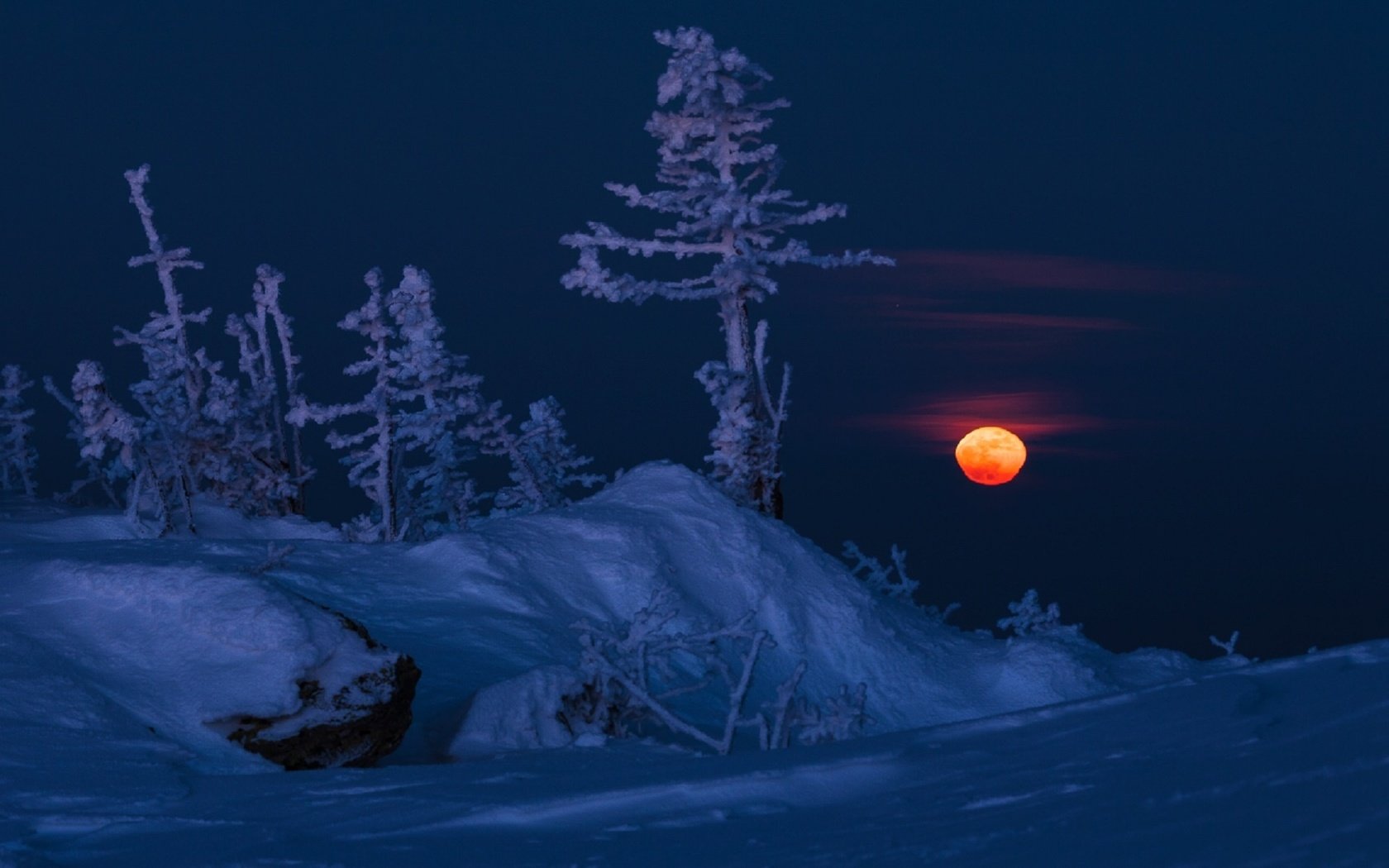 Обои горы, снег, природа, зима, луна, южный урал, хребет, mountains, snow, nature, winter, the moon, south ural, ridge разрешение 1920x1280 Загрузить