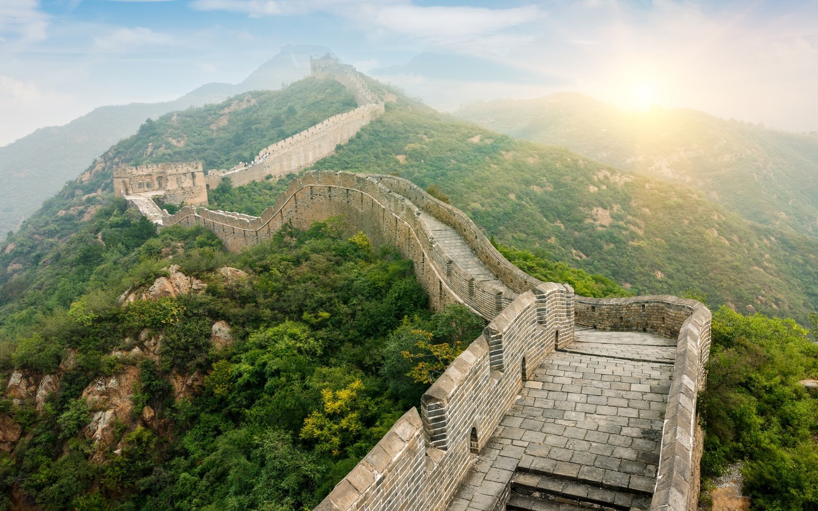 Обои деревья, горы, природа, стена, китай, великая китайская стена, trees, mountains, nature, wall, china, the great wall of china разрешение 5760x3840 Загрузить