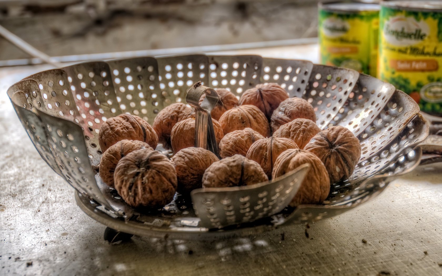 Обои орехи, фон, еда, грецкий орех, грецкие орехи, nuts, background, food, walnut, walnuts разрешение 2048x1366 Загрузить