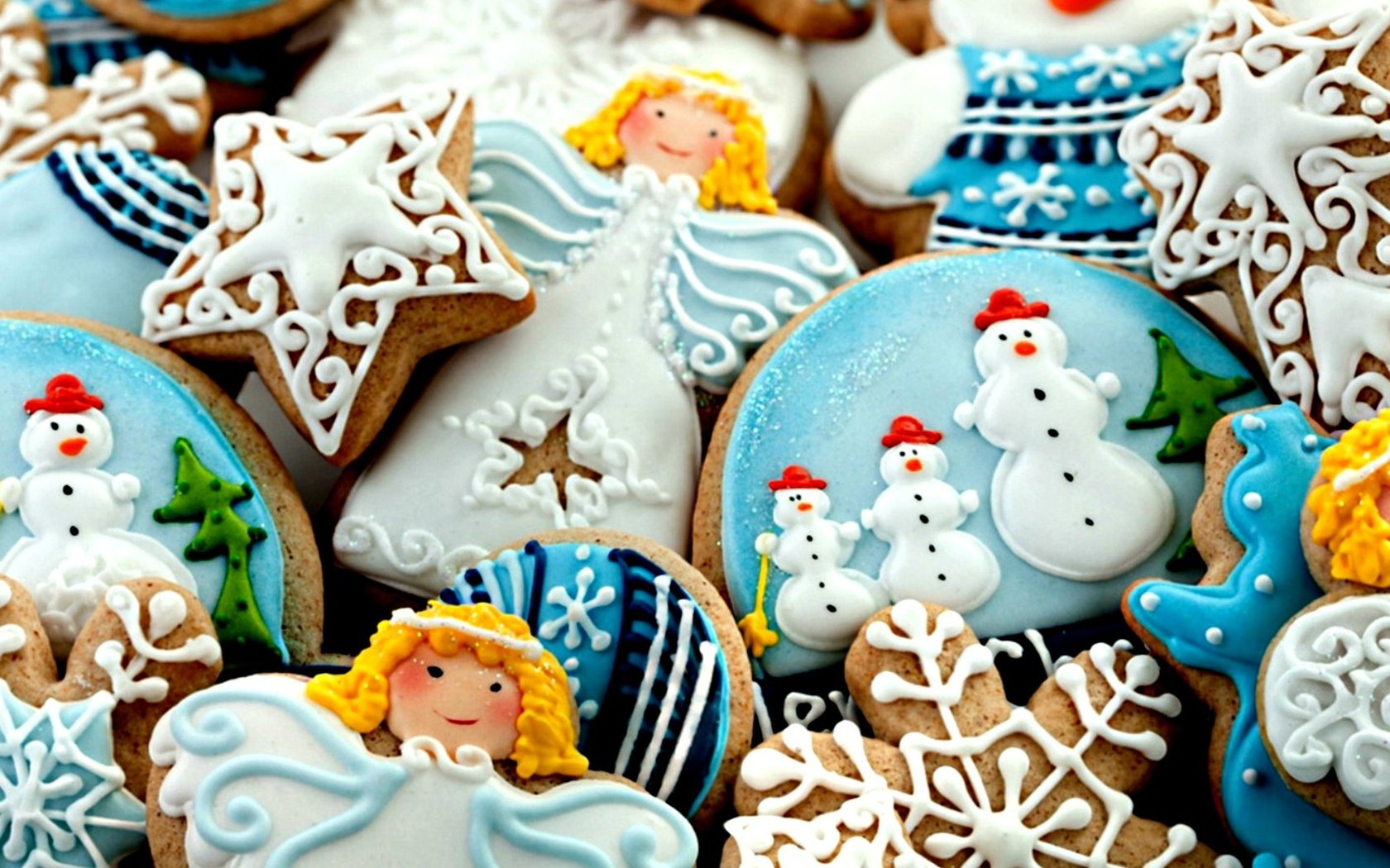 Обои новый год, новогоднее печенье, снеговики, сладкое, печенье, выпечка, десерт, глазурь, ангелочки, new year, snowmen, sweet, cookies, cakes, dessert, glaze, angels разрешение 1920x1440 Загрузить