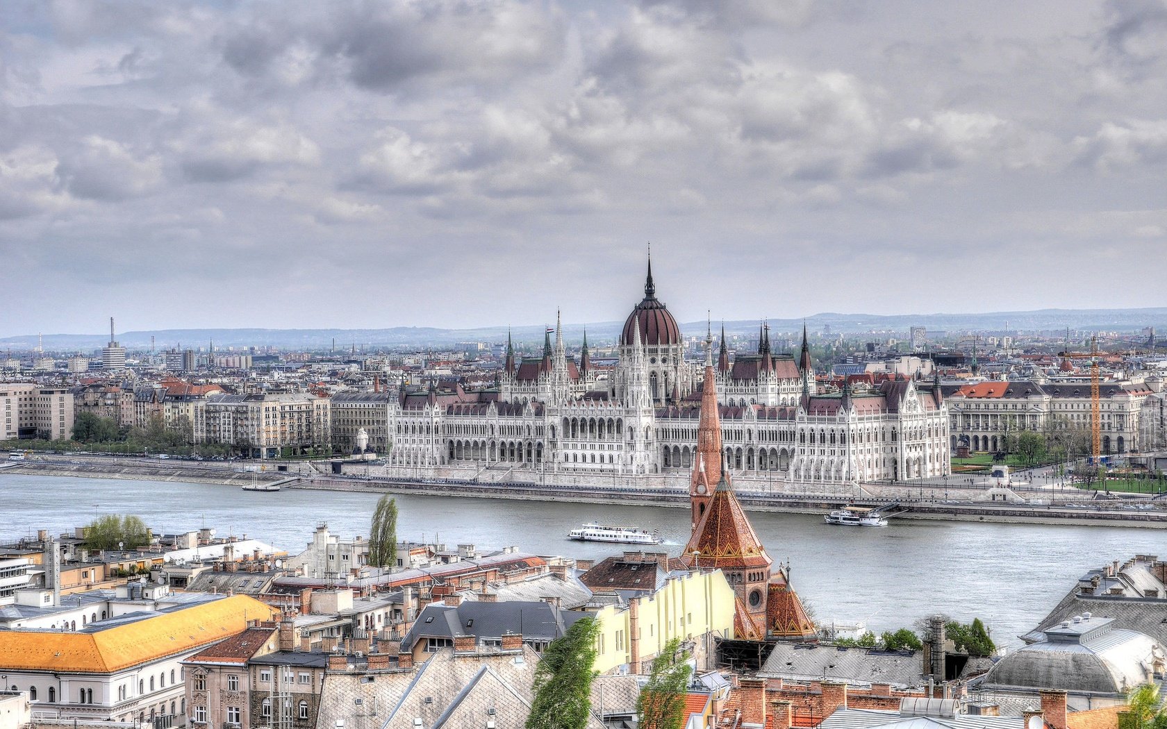 Обои река, панорама, дома, венгрия, будапешт, парламент, river, panorama, home, hungary, budapest, parliament разрешение 2048x1365 Загрузить