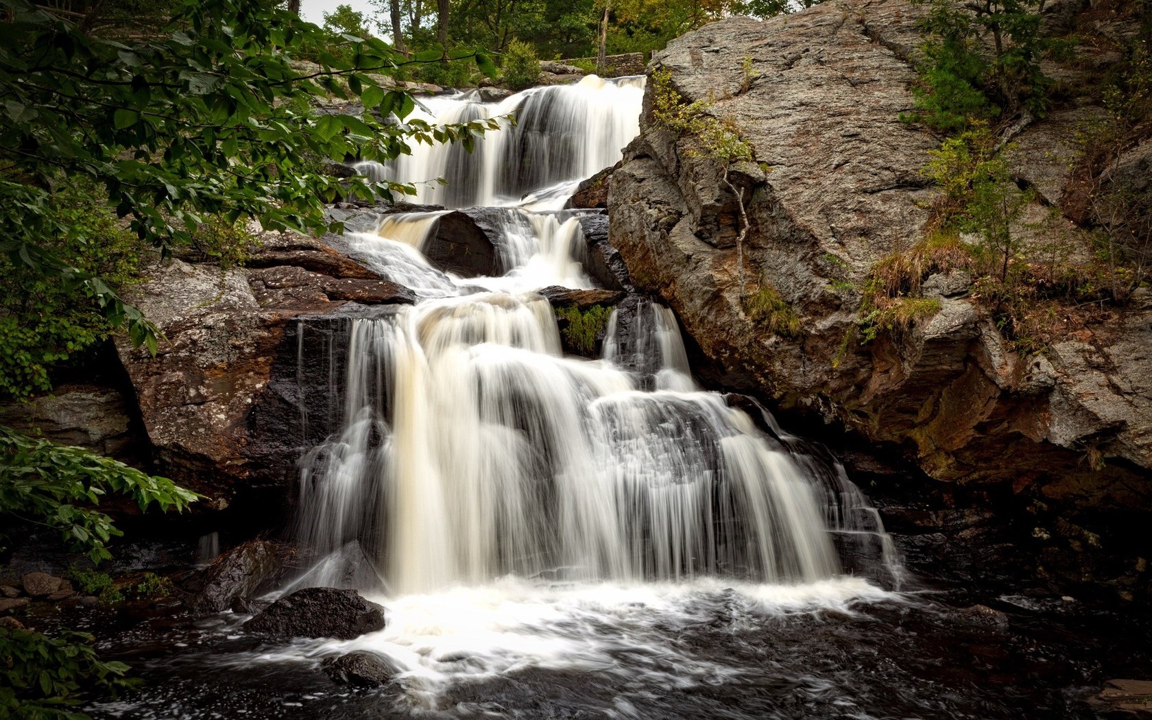 Обои природа, пейзаж, скала, канада, британская колумбия, chapman falls, nature, landscape, rock, canada, british columbia разрешение 2201x1467 Загрузить