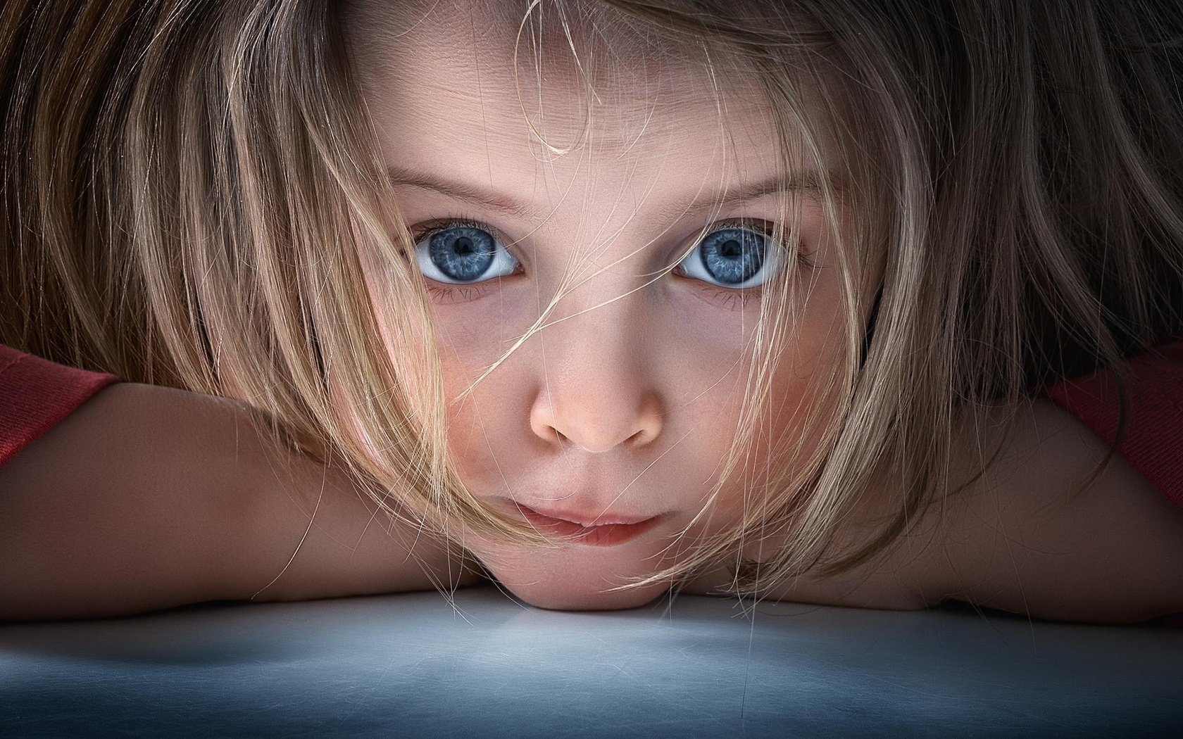 Обои портрет, взгляд, дети, девочка, лицо, ребенок, голубые глаза, portrait, look, children, girl, face, child, blue eyes разрешение 2048x1367 Загрузить
