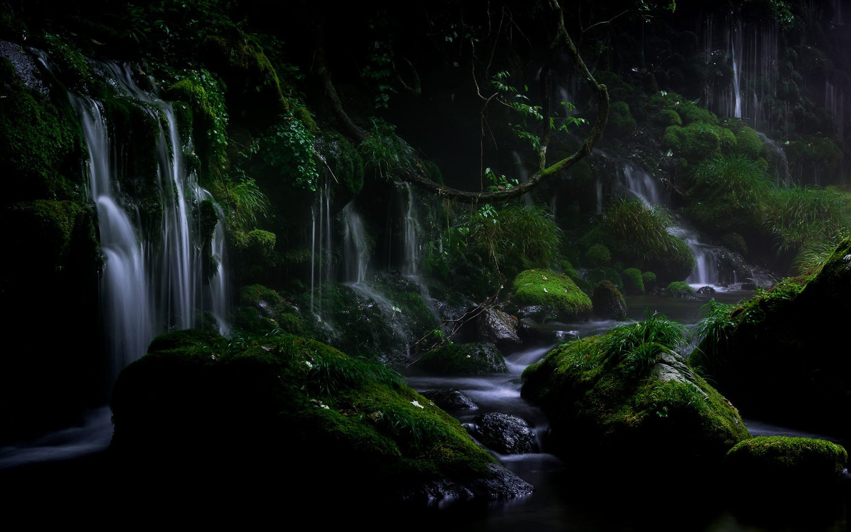 Обои вода, akihiro shibata, природа, камни, растения, листья, пейзаж, водопад, мох, water, nature, stones, plants, leaves, landscape, waterfall, moss разрешение 1920x1200 Загрузить