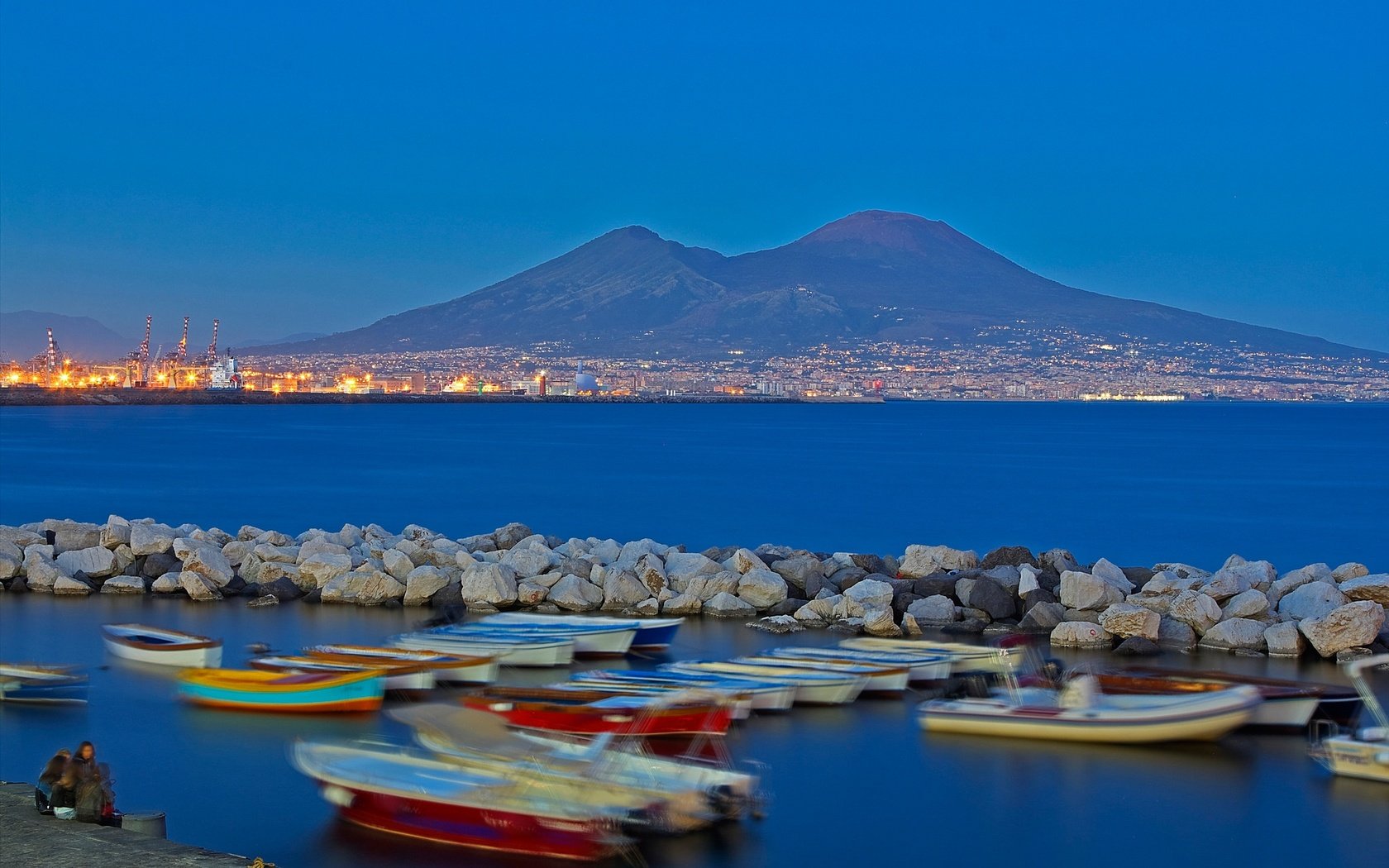 Обои огни, гора, лодки, залив, италия, неаполь, везувий, lights, mountain, boats, bay, italy, naples, vesuvius разрешение 2048x1311 Загрузить