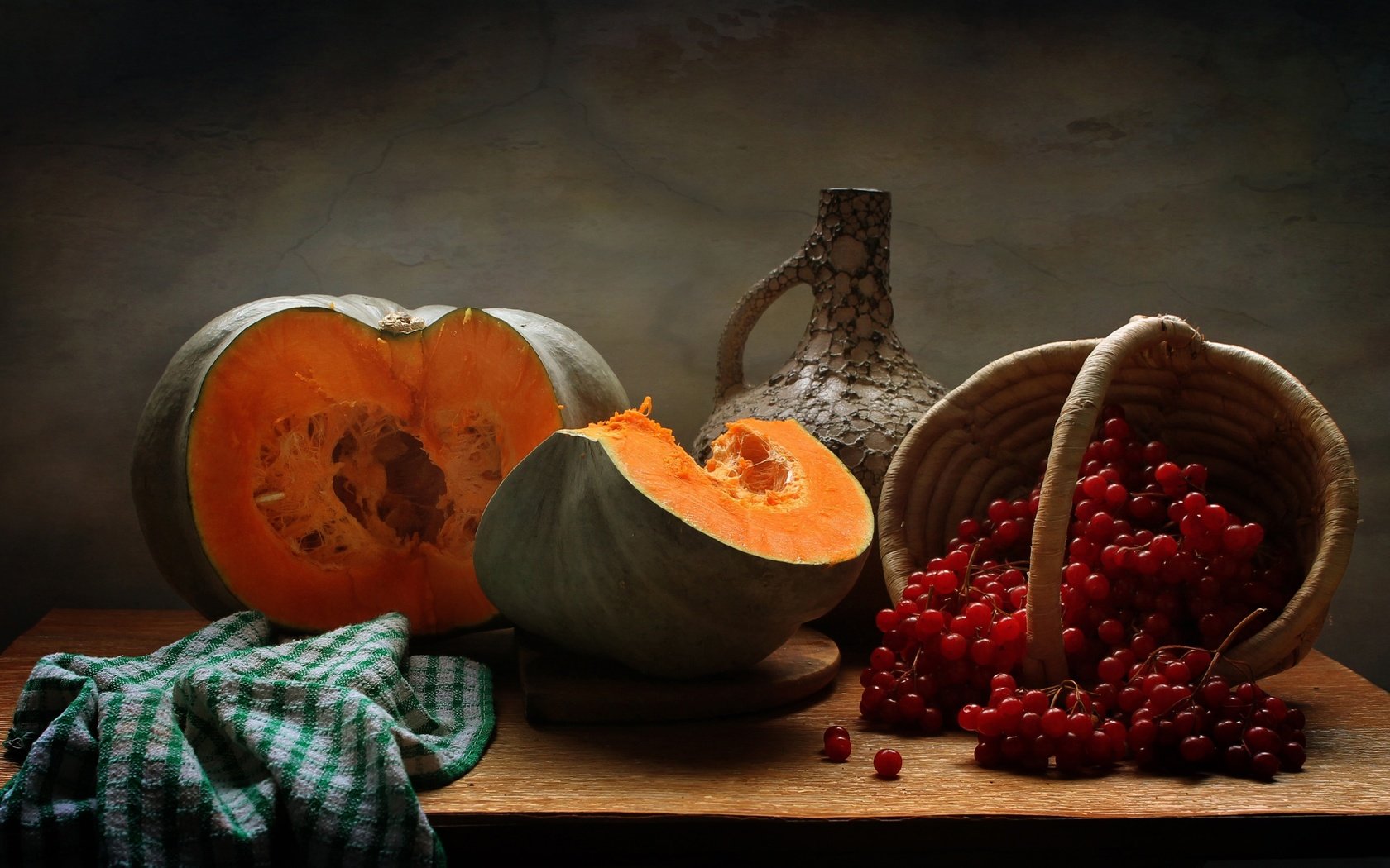 Обои осень, кувшин, тыква, натюрморт, калина, autumn, pitcher, pumpkin, still life, kalina разрешение 2829x1649 Загрузить