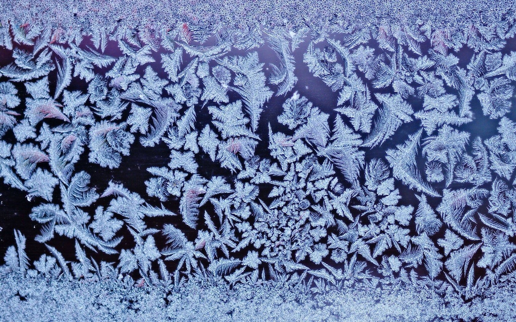 Обои рисунок, зима, узор, мороз, окно, стекло, haru gti, figure, winter, pattern, frost, window, glass разрешение 2000x1500 Загрузить