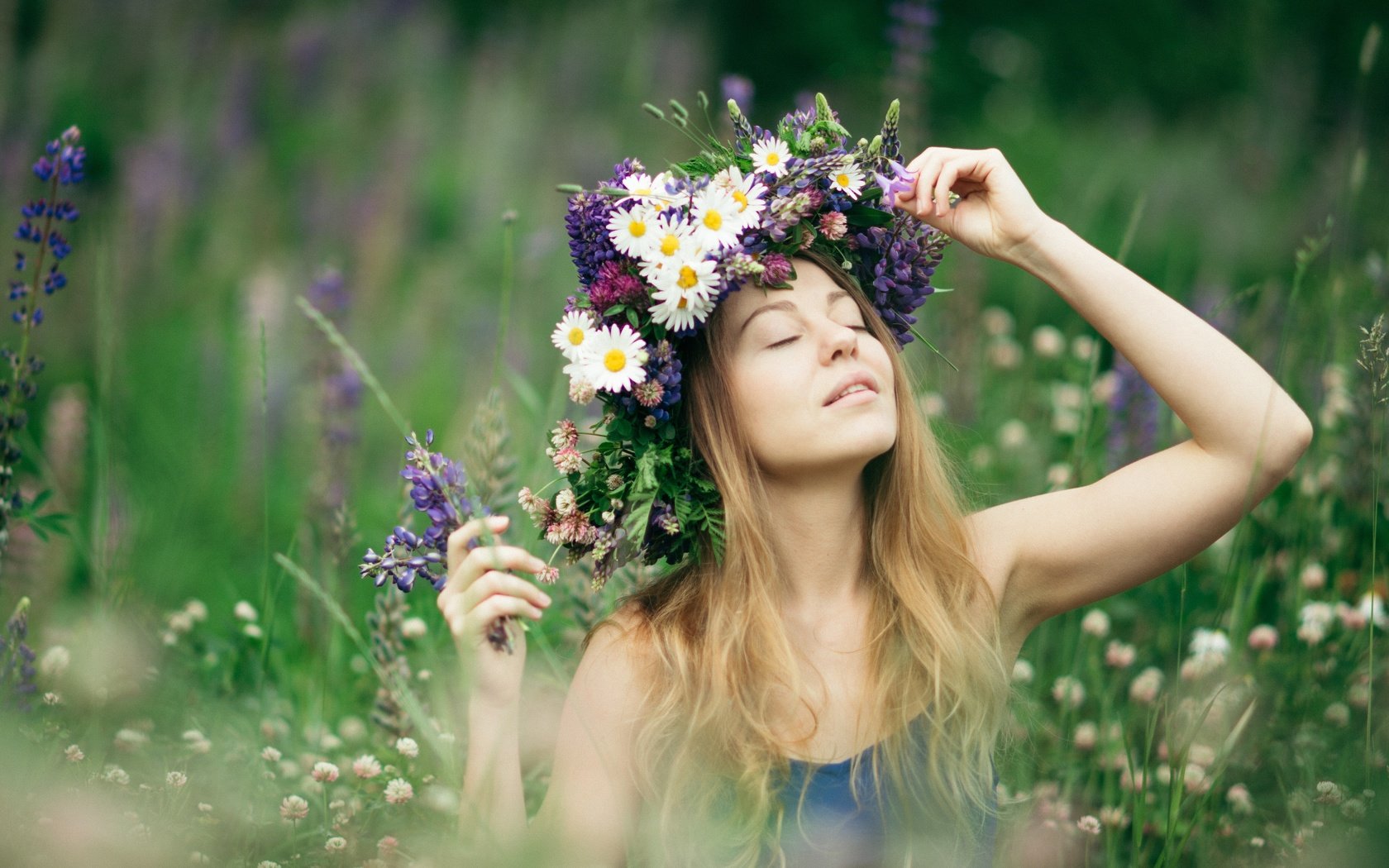 Обои цветы, девушка, настроение, луг, венок, алина, flowers, girl, mood, meadow, wreath, alina разрешение 4599x3066 Загрузить