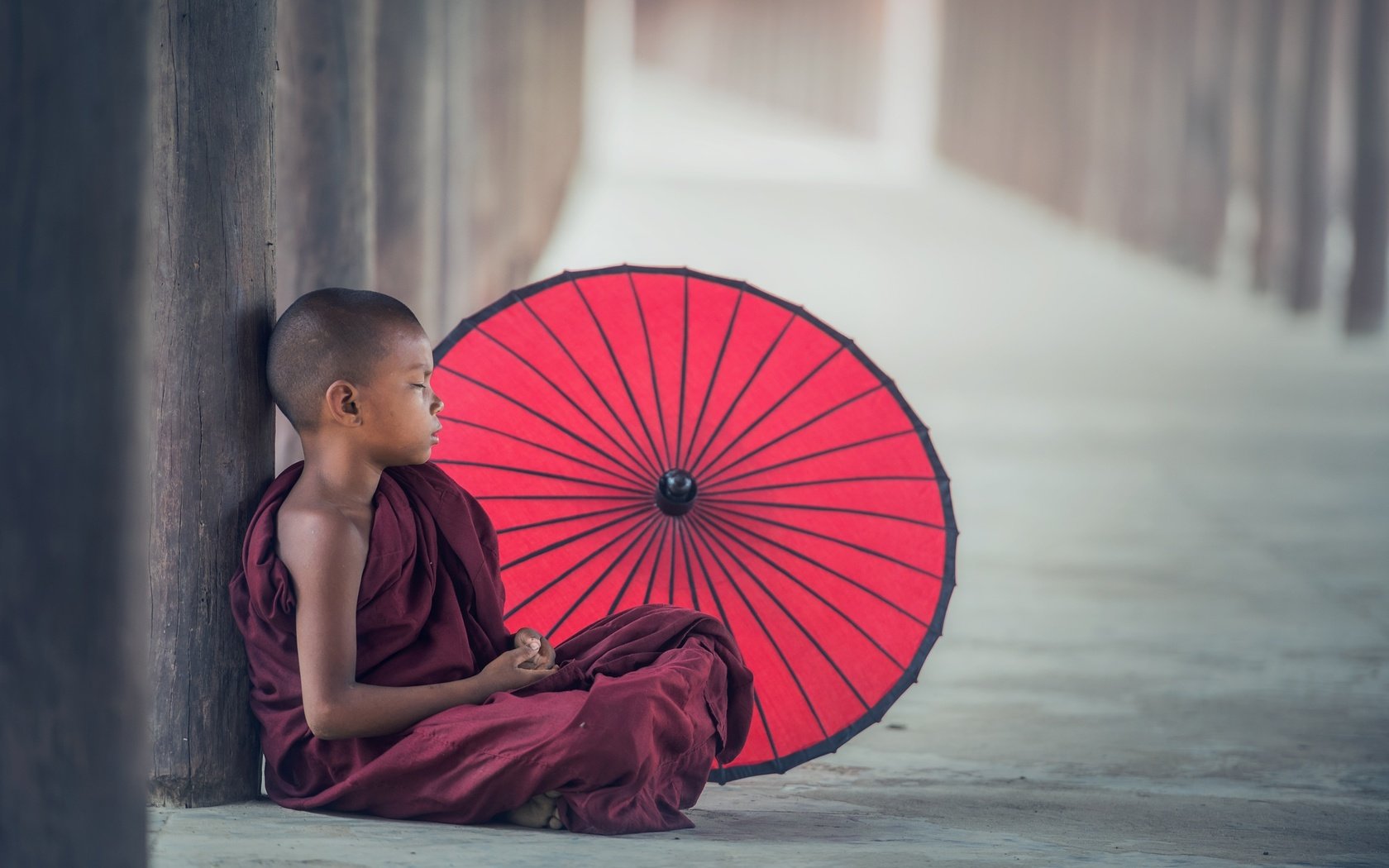 Обои будда, ребенок, мальчик, зонтик, сидя, азиат, буддизм, монах, buddha, child, boy, umbrella, sitting, asian, buddhism разрешение 3840x2505 Загрузить