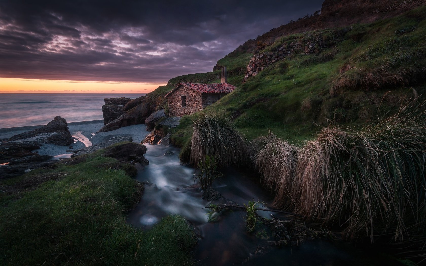 Обои море, побережье, испания, астурия, vallina beach, sea, coast, spain, asturias разрешение 2048x1280 Загрузить