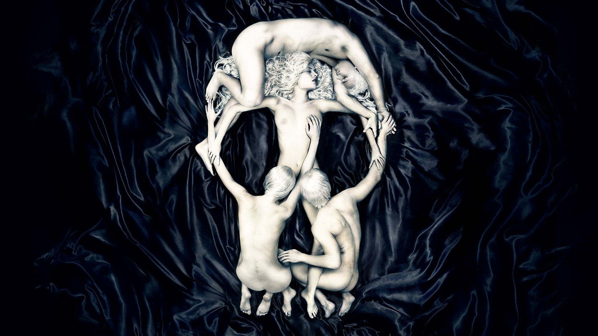 Обои девушка, череп, парни, girl, skull, guys разрешение 2000x1500 Загрузить