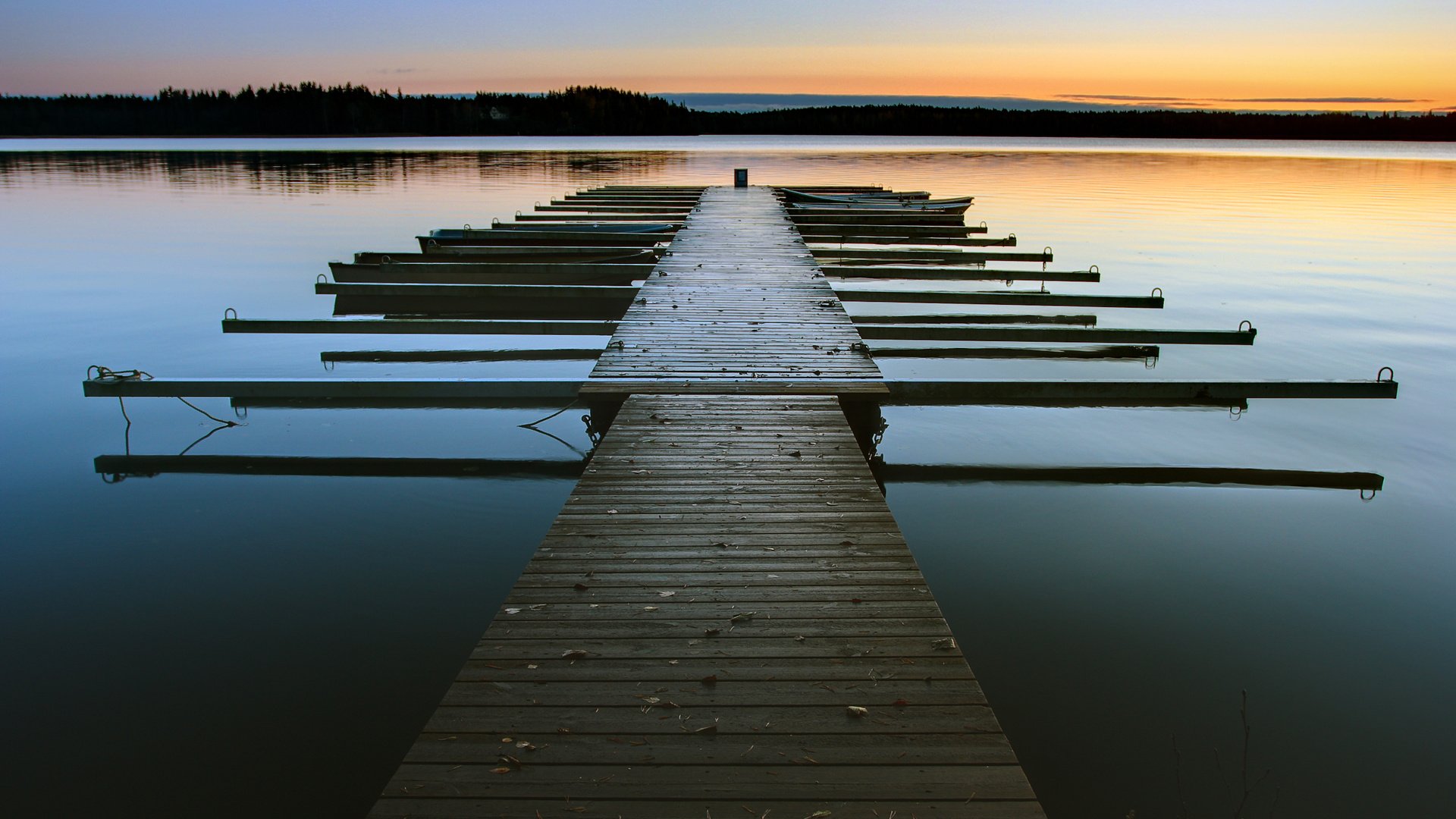 Обои вода, озеро, причал, water, lake, pier разрешение 2560x1600 Загрузить