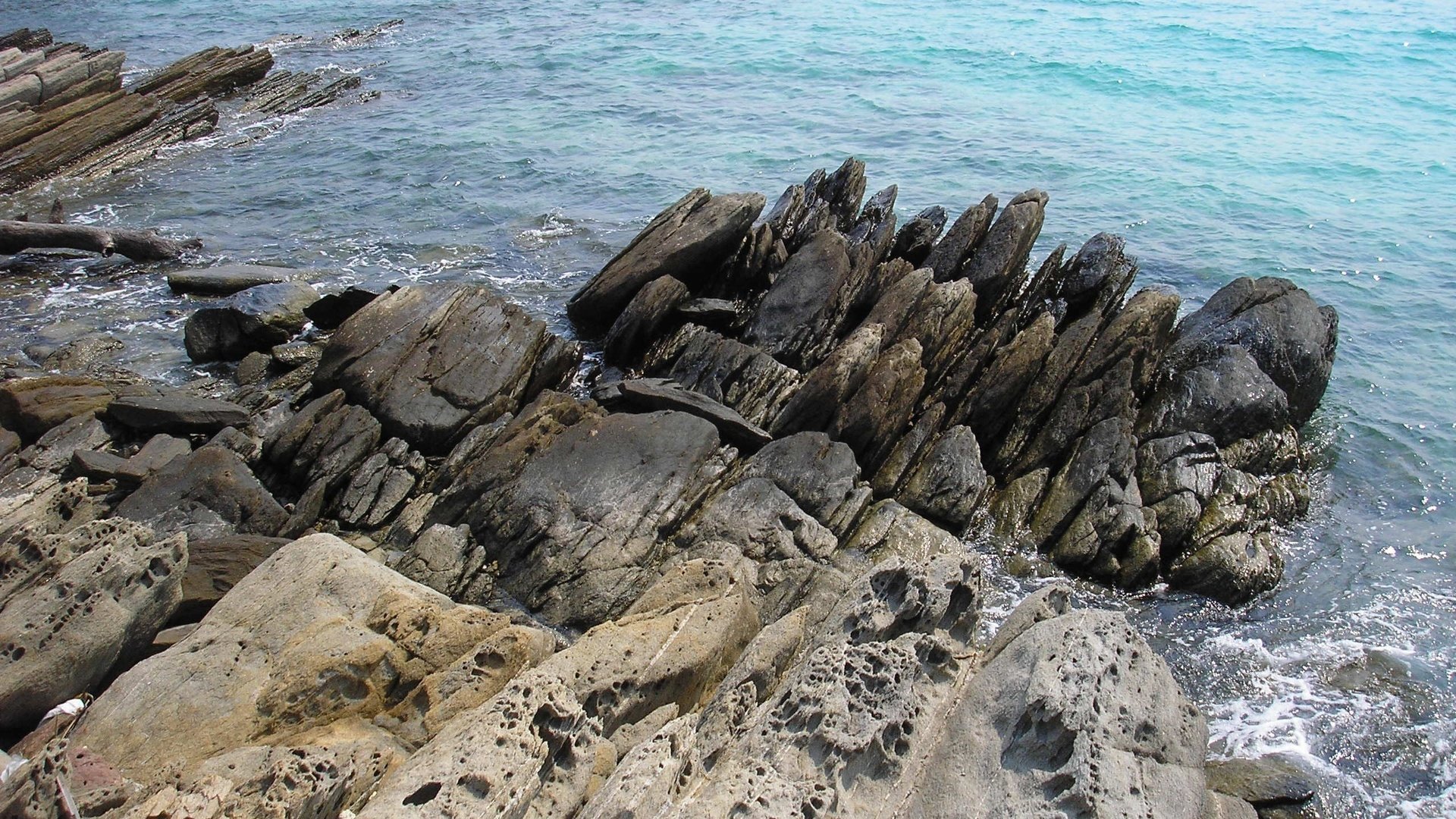 Обои море, тайланд, камни., sea, thailand, stones. разрешение 2560x1920 Загрузить