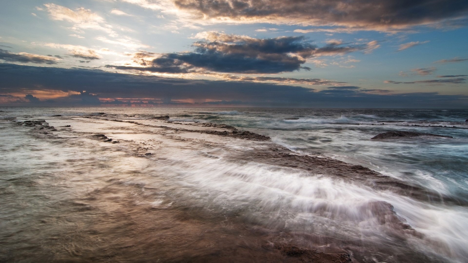 Обои облака, берег, море, clouds, shore, sea разрешение 1920x1200 Загрузить