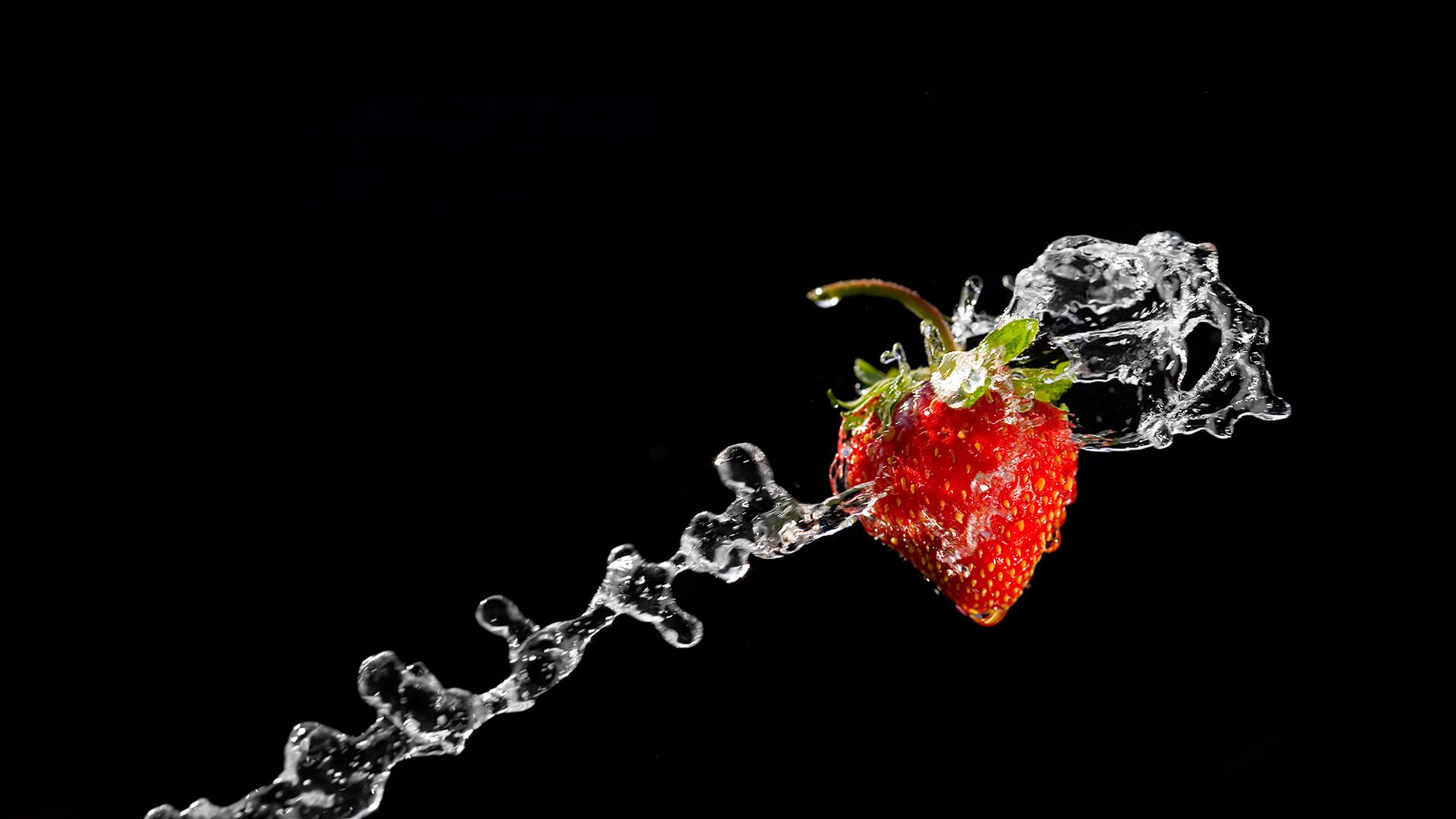 Обои вода, качество, клубника, water, quality, strawberry разрешение 3200x2400 Загрузить