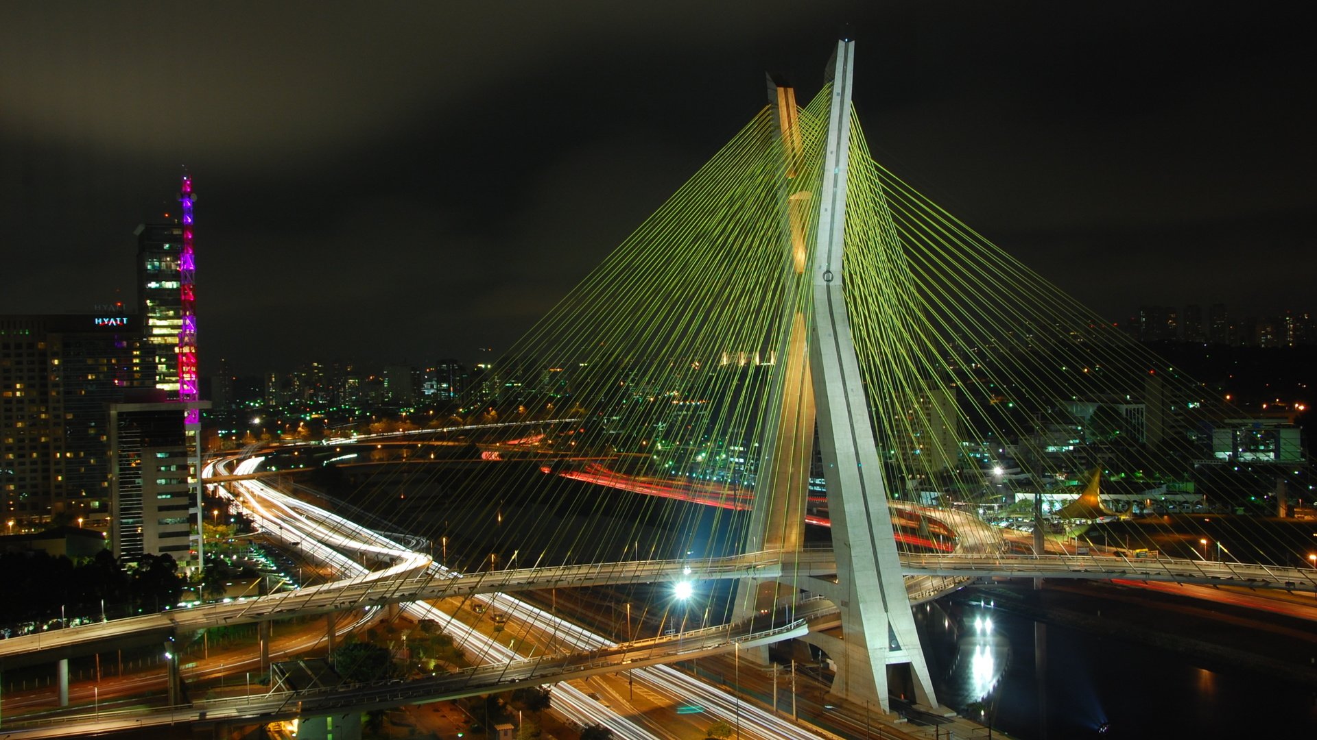 Обои ночь, огни, мост, город, бразилия, развязка, сан-паулу, night, lights, bridge, the city, brazil, interchange, sao paulo разрешение 3008x2000 Загрузить