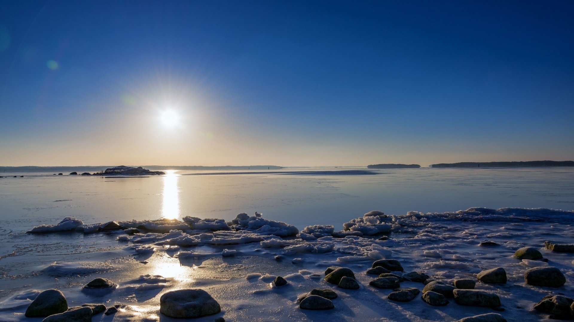 Обои небо, baltic sea, восход, камни, берег, утро, горизонт, финляндия, балтийское море, the sky, sunrise, stones, shore, morning, horizon, finland, the baltic sea разрешение 1920x1200 Загрузить