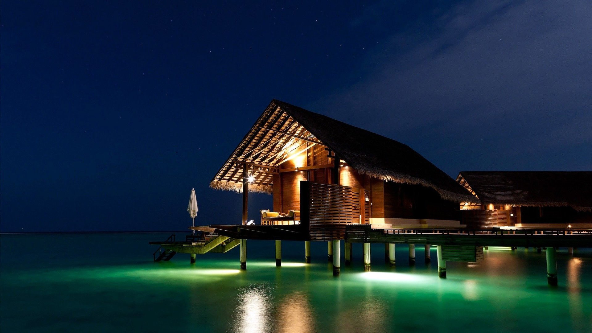 Обои ночь, бунгало, тропики, мальдивы, night, bungalow, tropics, the maldives разрешение 2560x1600 Загрузить