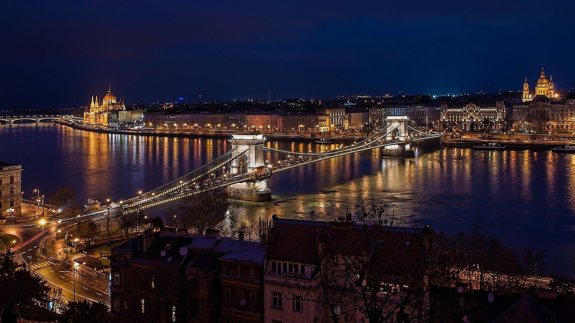 Обои ночь, мост, город, венгрия, будапешт, ночной будапешт, night, bridge, the city, hungary, budapest, budapest by night разрешение 2560x1440 Загрузить