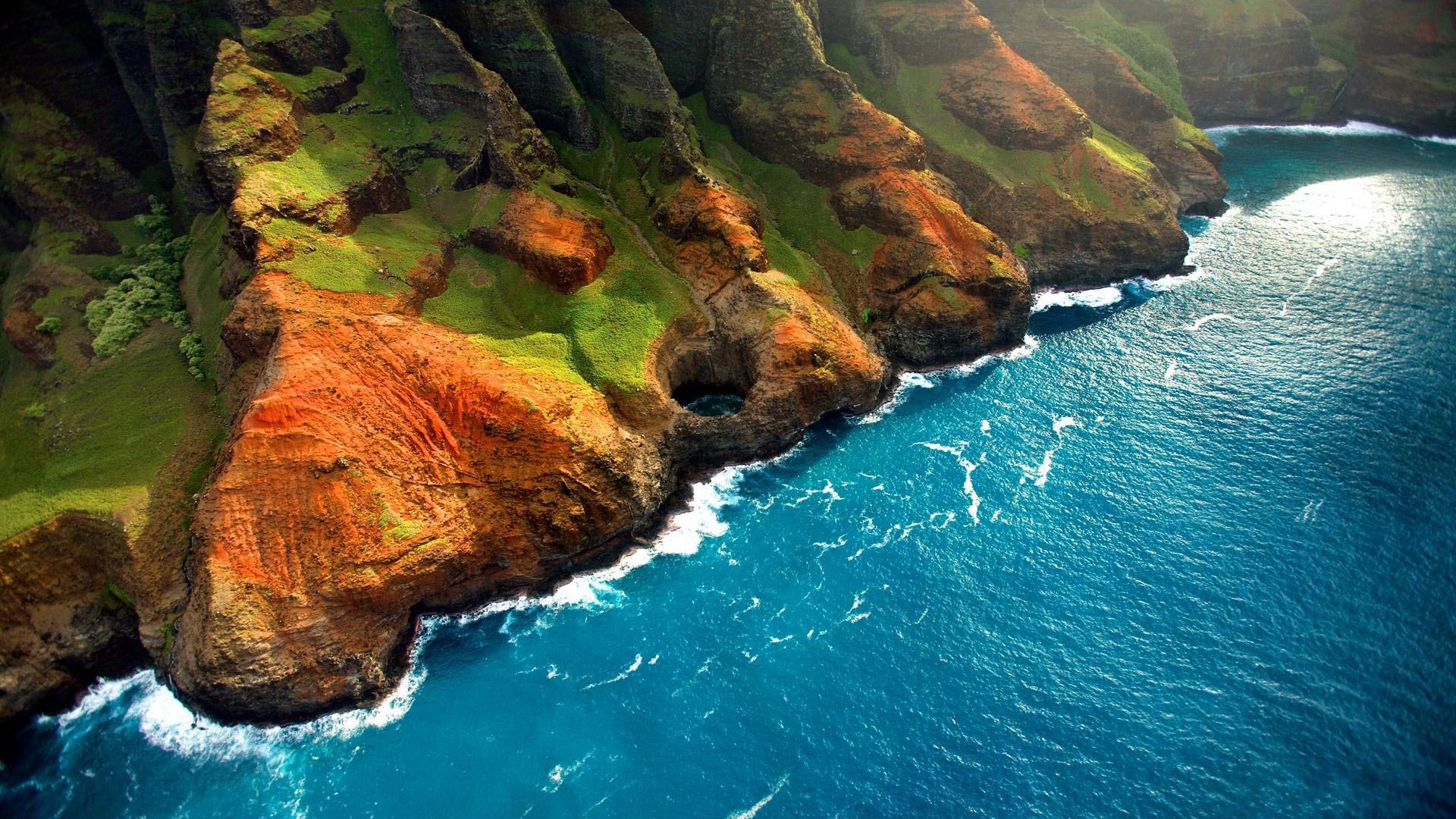 Kaluahine Waterfall, Waipio Valley, Hamakua Coast, Hawaii без смс
