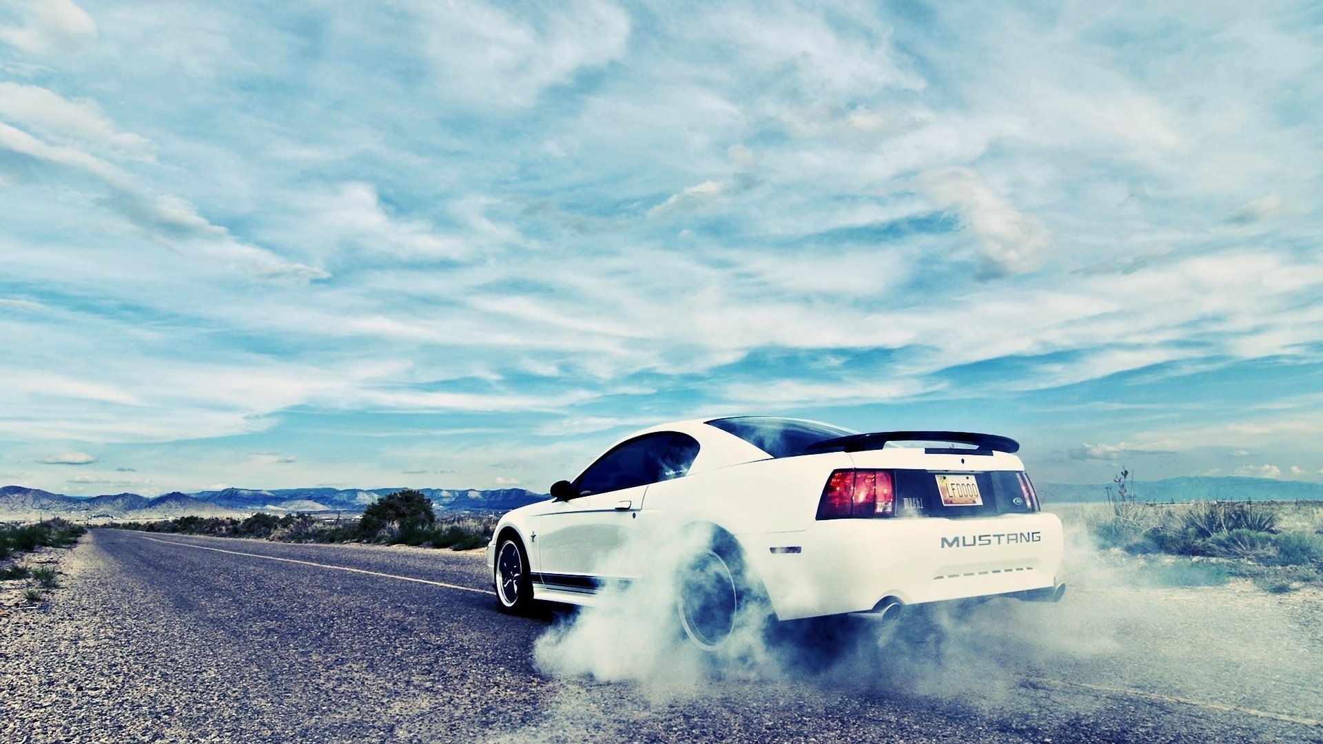 Обои burnout, мустанг, купе, автообои, ford mustang, автодорога, mustang, coupe, rechange, road разрешение 1920x1200 Загрузить