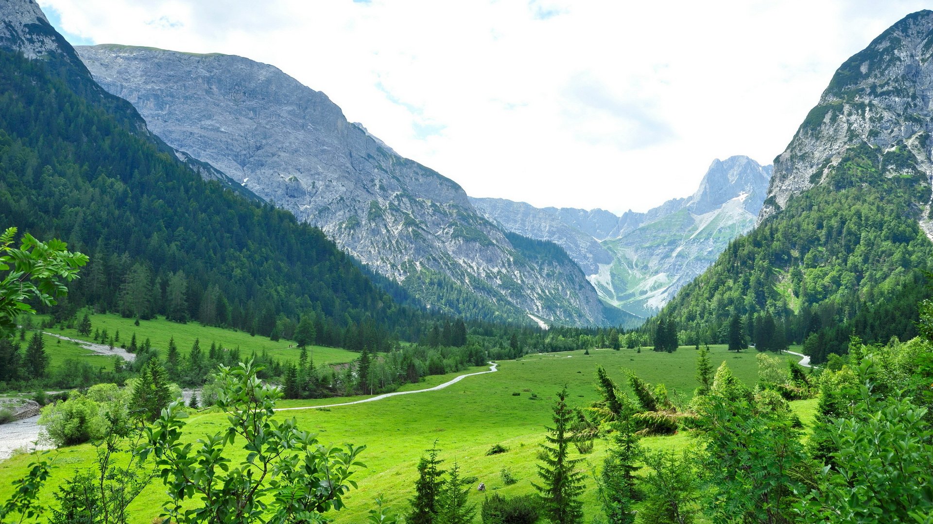 Обои деревья, горы, природа, австрия, тироль, trees, mountains, nature, austria, tyrol разрешение 2592x1725 Загрузить