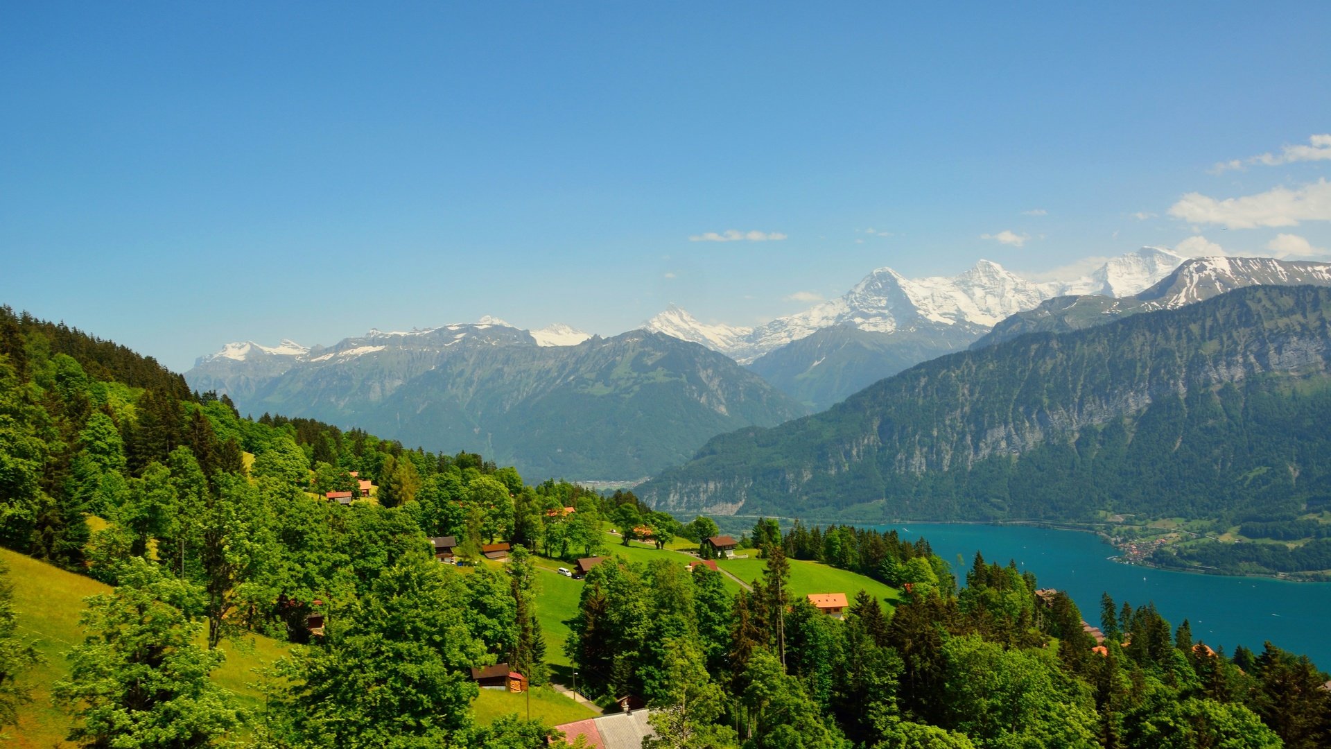 Обои деревья, река, горы, домики, швейцария, beatenberg, trees, river, mountains, houses, switzerland разрешение 3000x2000 Загрузить