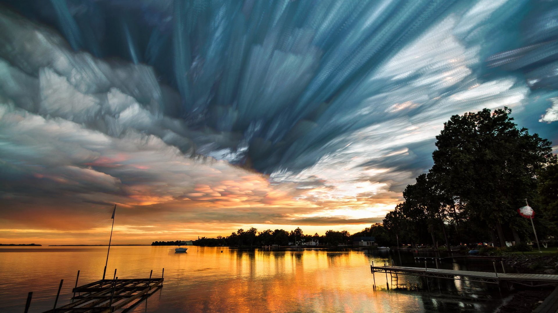 Обои небо, облака, вода, озеро, закат, причал, the sky, clouds, water, lake, sunset, pier разрешение 2048x1365 Загрузить