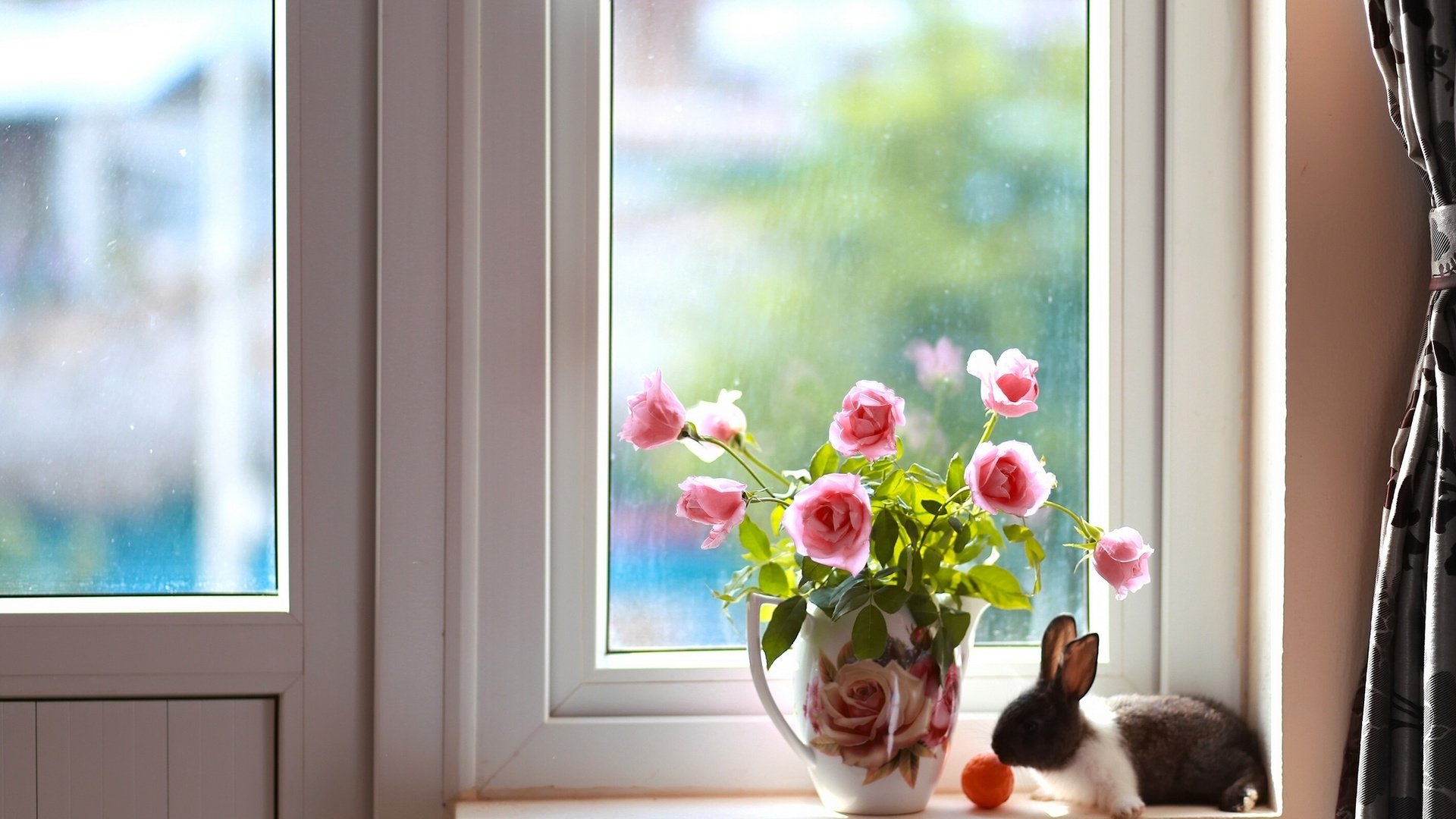 Обои розы, букет, кролик, окно, кувшин, roses, bouquet, rabbit, window, pitcher разрешение 2048x1365 Загрузить