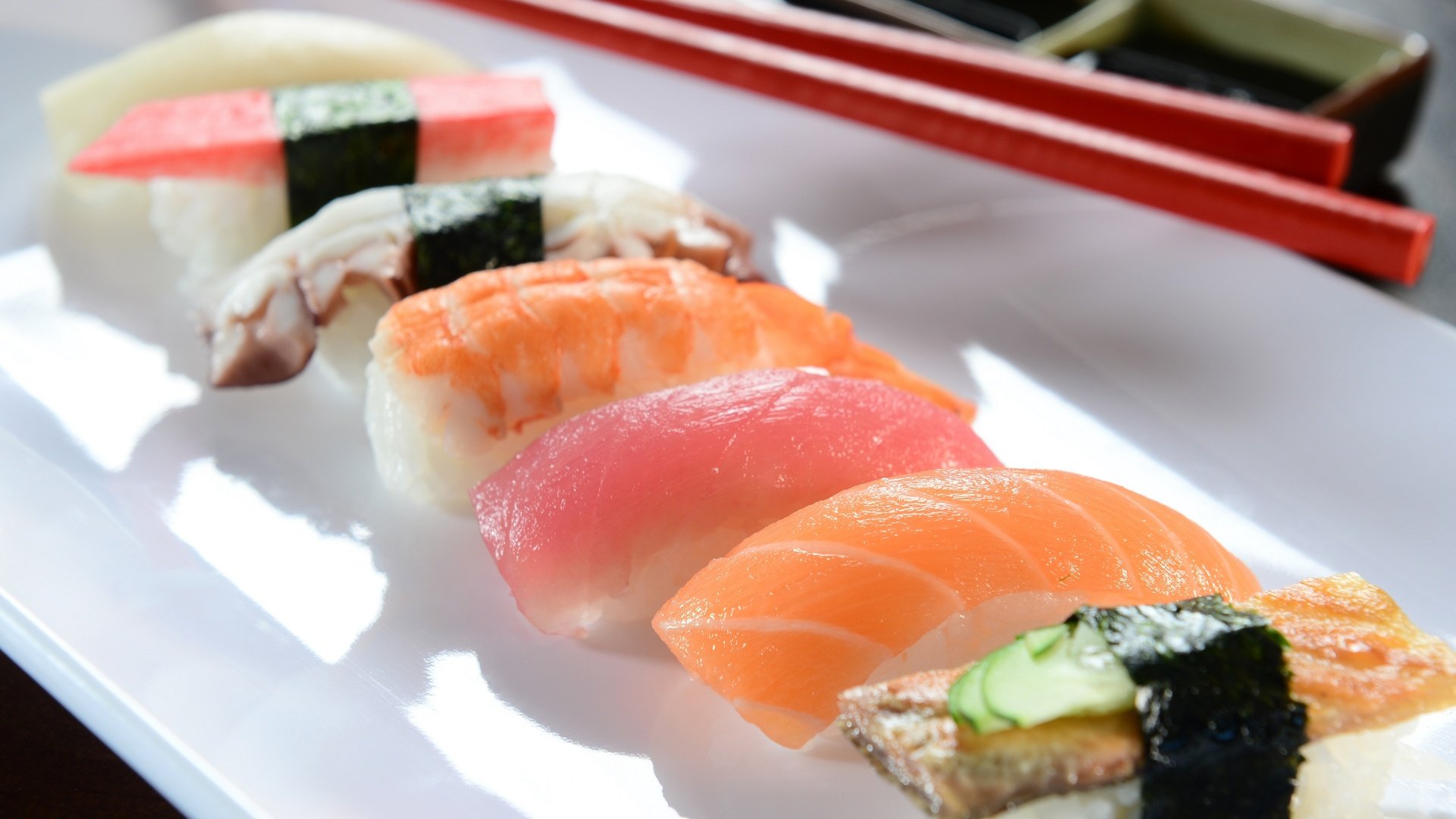 Обои рыба, суши, роллы, японская кухня, fish, sushi, rolls, japanese cuisine разрешение 2880x1922 Загрузить