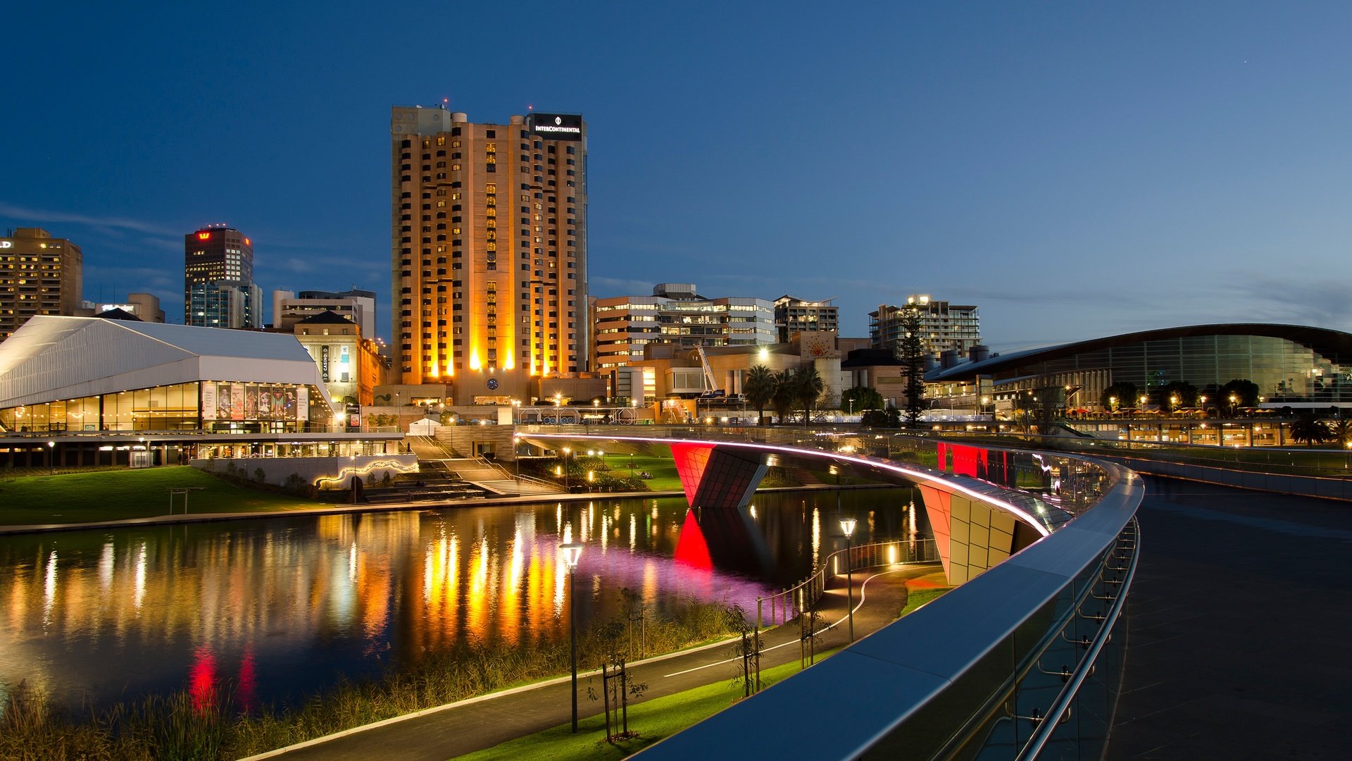 Обои огни, вечер, река, мост, дома, здания, австралия, adelaide, lights, the evening, river, bridge, home, building, australia разрешение 3000x1987 Загрузить