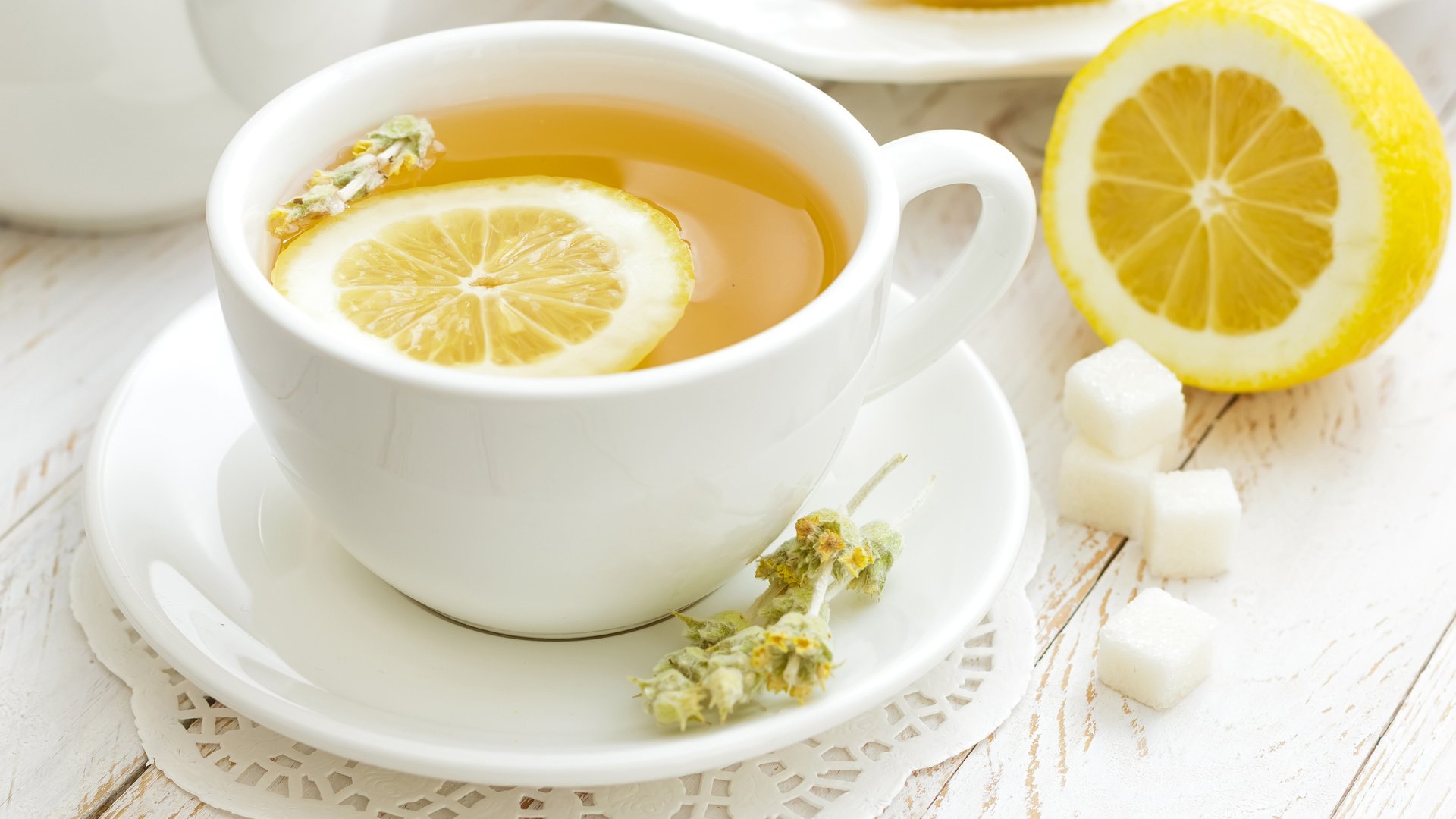 Обои лимон, кружка, блюдце, чай, сахар, lemon, mug, saucer, tea, sugar разрешение 2560x1600 Загрузить