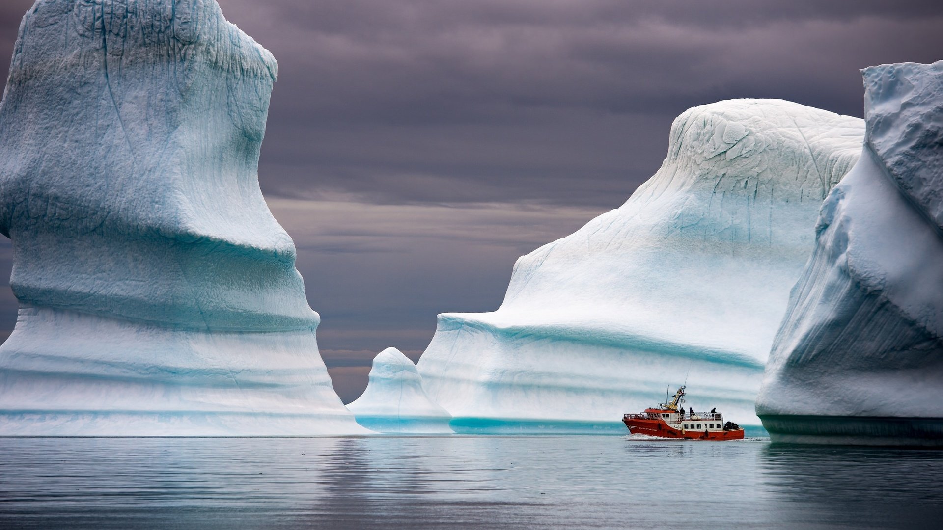 Обои море, корабль, айсберг, гренландия, sea, ship, iceberg, greenland разрешение 2048x1363 Загрузить