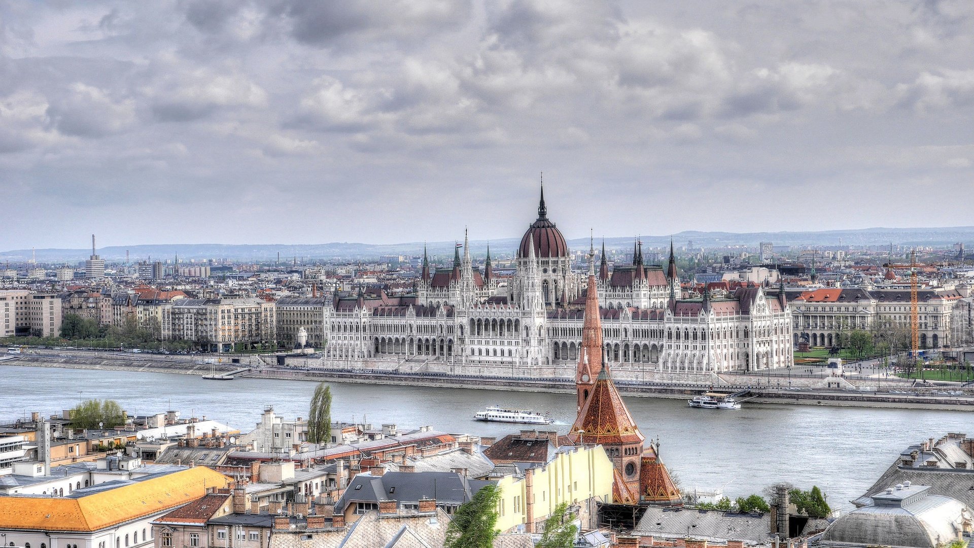 Обои река, панорама, дома, венгрия, будапешт, парламент, river, panorama, home, hungary, budapest, parliament разрешение 2048x1365 Загрузить