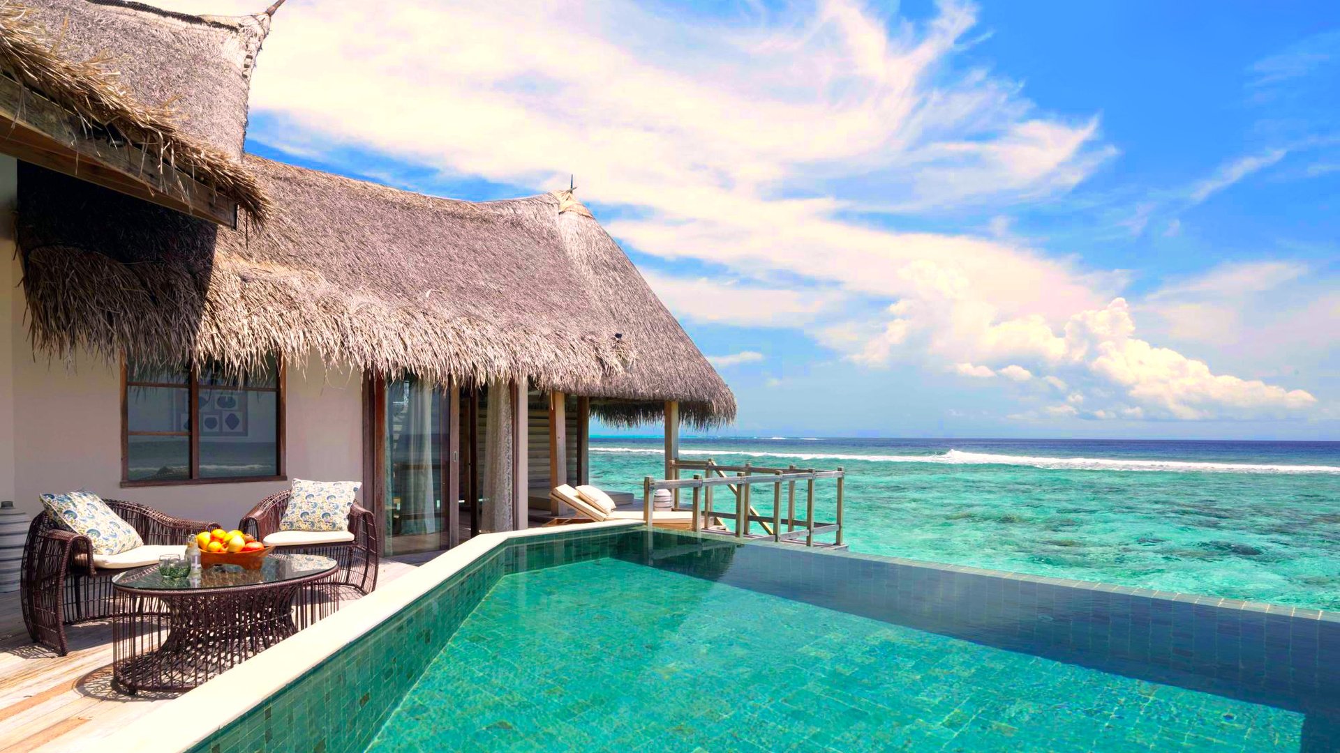 Обои море, отдых, бунгало, тропики, мальдивы, sea, stay, bungalow, tropics, the maldives разрешение 2000x1185 Загрузить