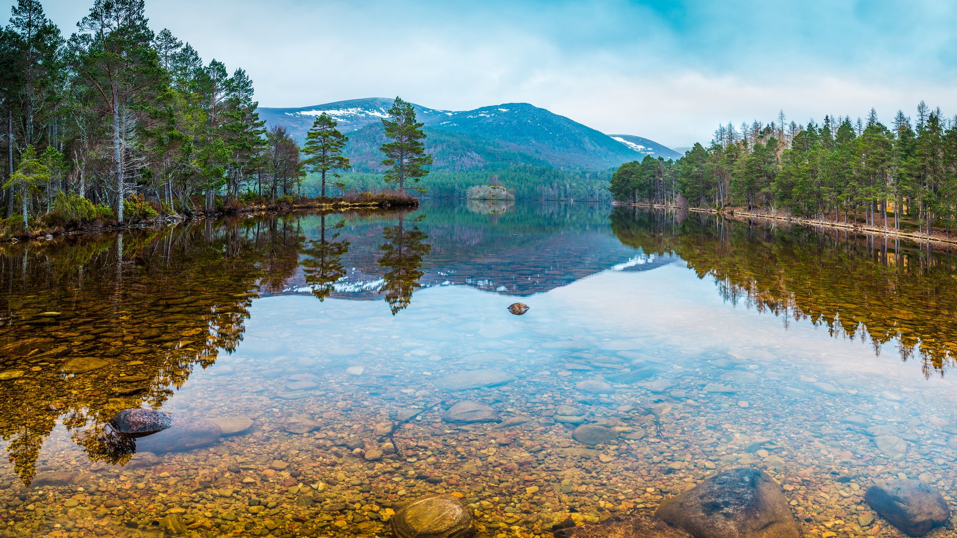 Обои озеро, карелия, горы, природа, камни, лес, отражение, пейзаж, россия, lake, karelia, mountains, nature, stones, forest, reflection, landscape, russia разрешение 3840x2400 Загрузить