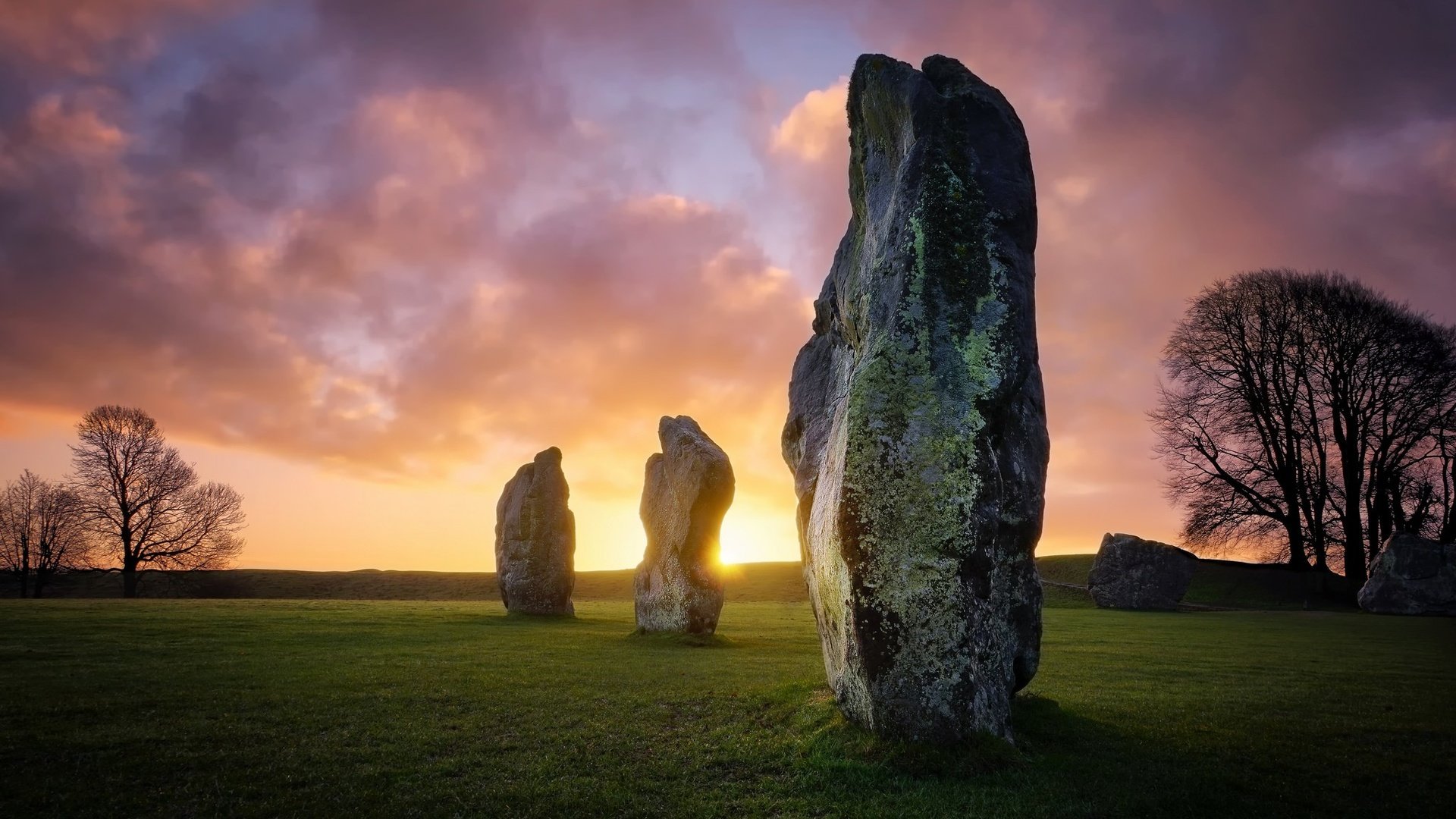 Обои небо, joe davies, эйвбери, облака, avebury, камни, пейзаж, восход солнца, шотландия, соединенное королевство, уилтшир, the sky, clouds, stones, landscape, sunrise, scotland, united kingdom, wiltshire разрешение 2048x1536 Загрузить