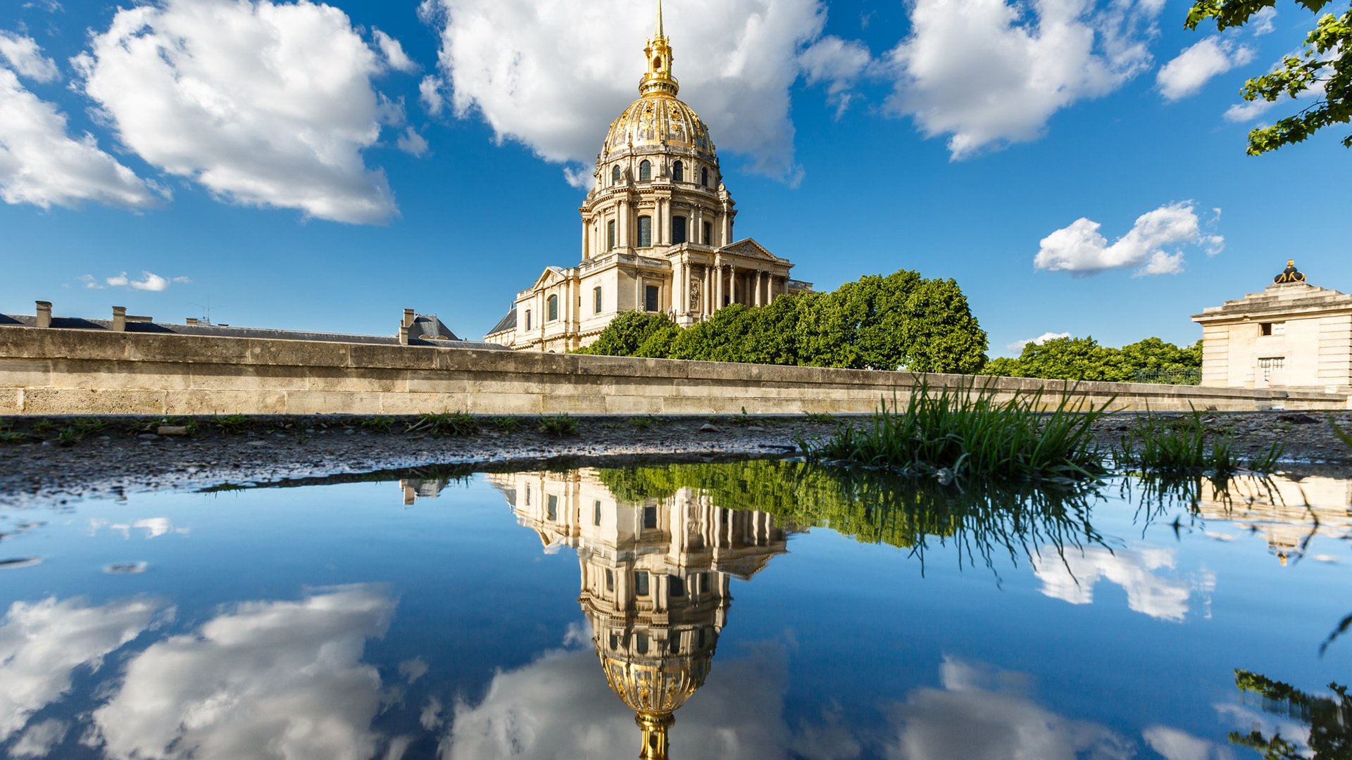 Обои небо, облака, отражение, париж, франция, loïc lagarde, hotel des invalides, архитектурный памятник, the sky, clouds, reflection, paris, france разрешение 1920x1200 Загрузить