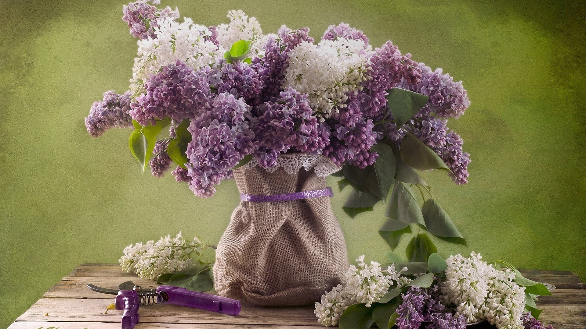 Обои цветы, природа, букет, сирень, натюрморт, мешковина, flowers, nature, bouquet, lilac, still life, burlap разрешение 2000x1333 Загрузить