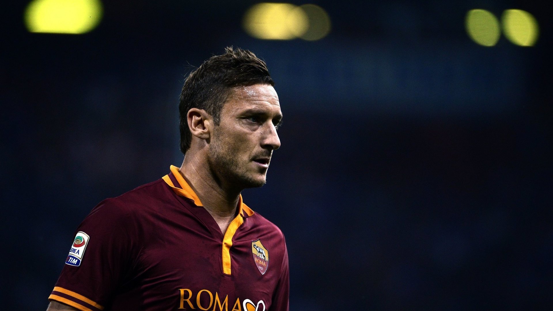 Обои портрет, взгляд, лицо, мужчина, футболист, francesco totti, франческо тотти, portrait, look, face, male, player разрешение 2880x1800 Загрузить