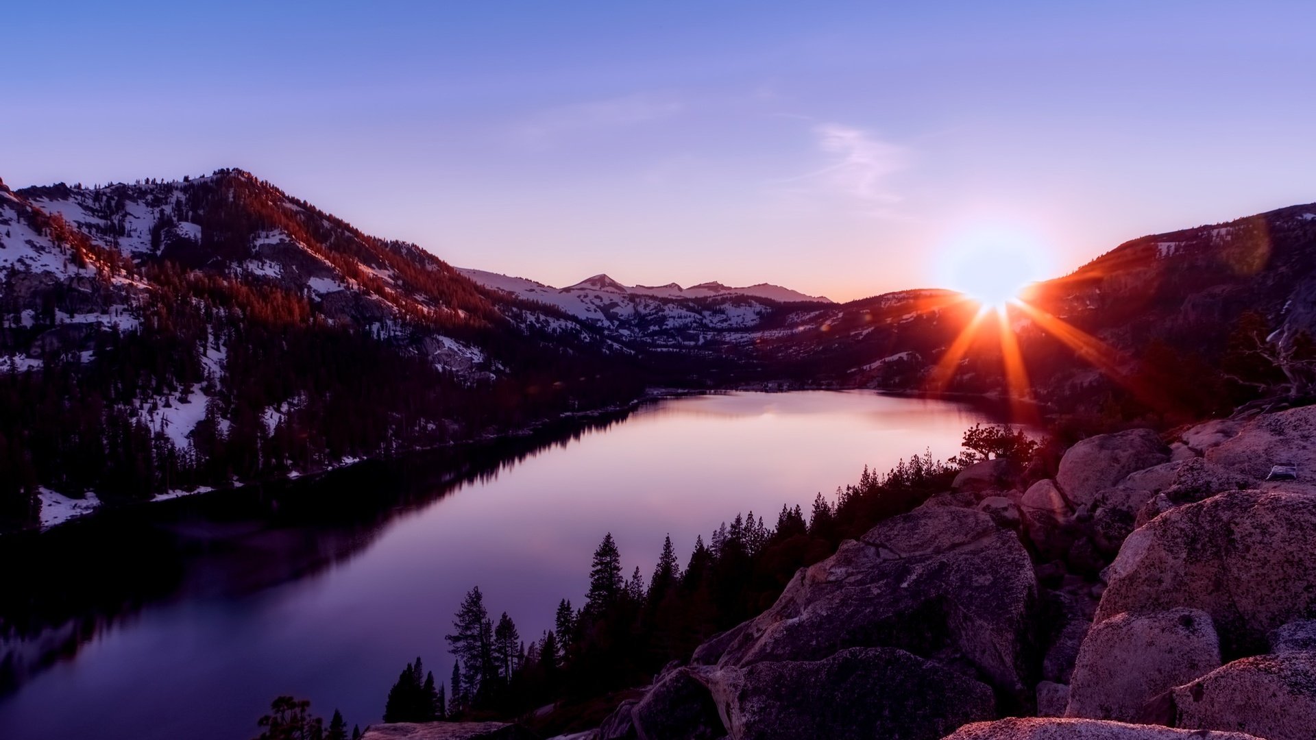 Обои вода, вечер, озеро, горы, камни, закат, валуны, water, the evening, lake, mountains, stones, sunset, boulders разрешение 1999x1333 Загрузить