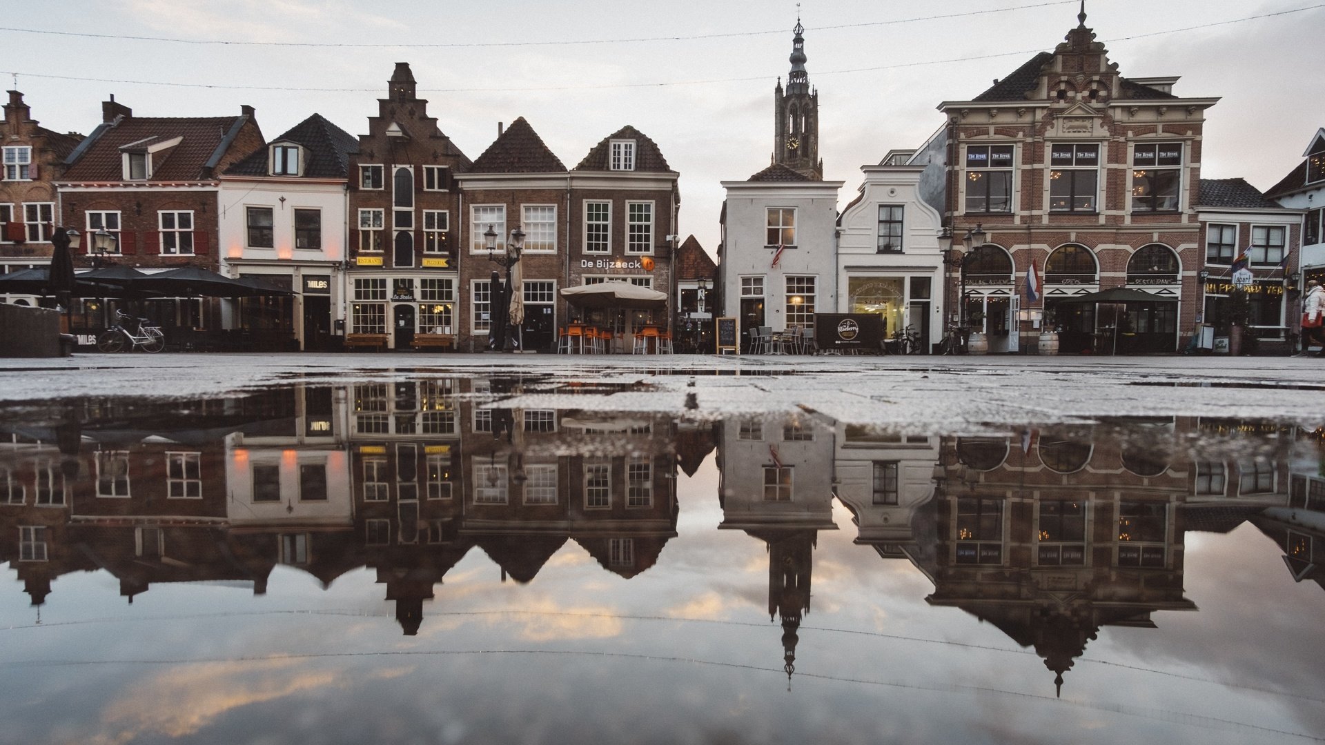 Голландская город зимой