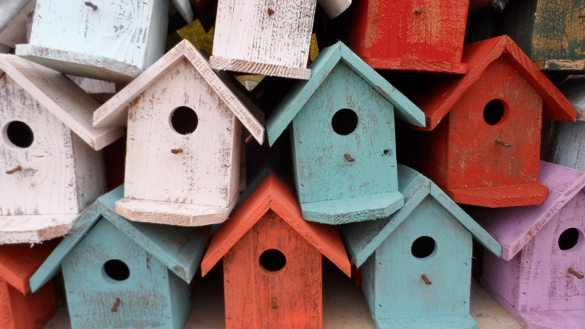 Обои домики, крыша, скворечник, птичьи домики, скворечники, houses, roof, birdhouse, bird houses, birdhouses разрешение 1920x1440 Загрузить