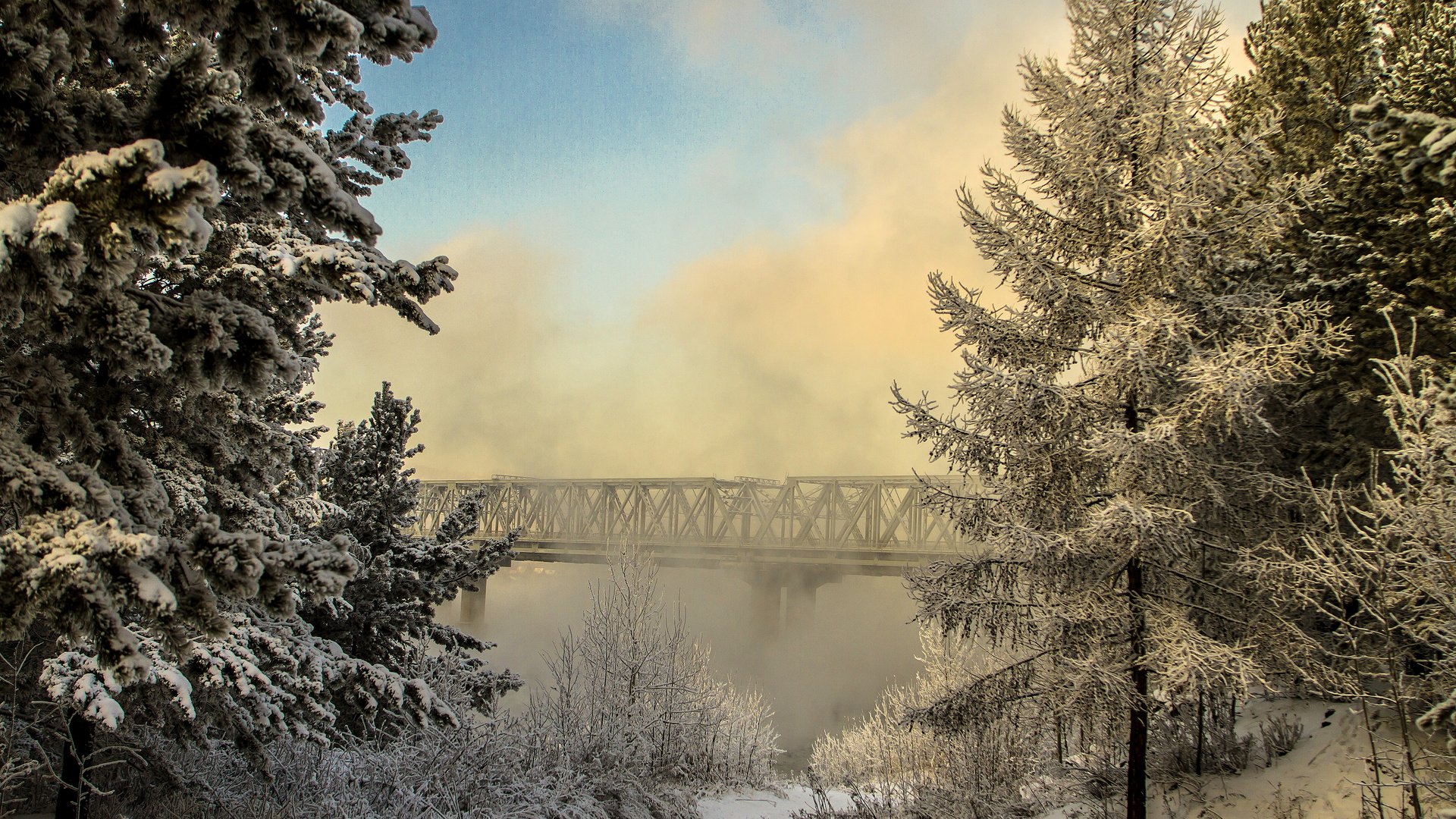 Обои деревья, valery chernodedov, ангара, река, природа, лес, зима, туман, мост, россия, trees, hangar, river, nature, forest, winter, fog, bridge, russia разрешение 3840x2400 Загрузить