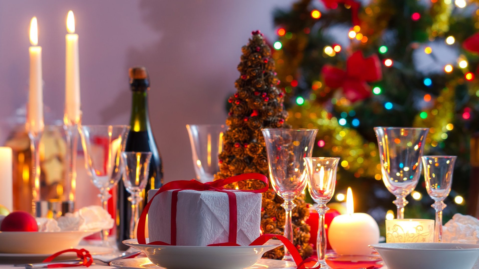 Обои новый год, елка, стол, подарок, рождество, шампанское, new year, tree, table, gift, christmas, champagne разрешение 1920x1200 Загрузить