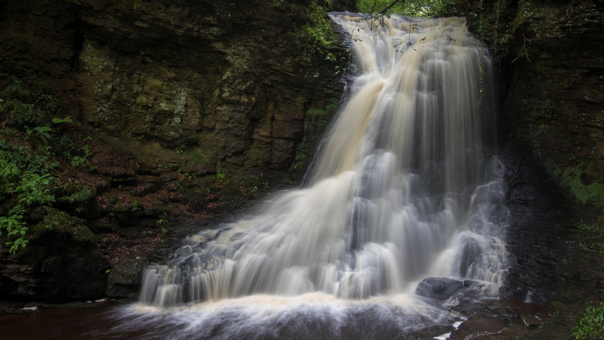 Обои деревья, скалы, природа, пейзаж, водопад, поток, trees, rocks, nature, landscape, waterfall, stream разрешение 2048x1365 Загрузить