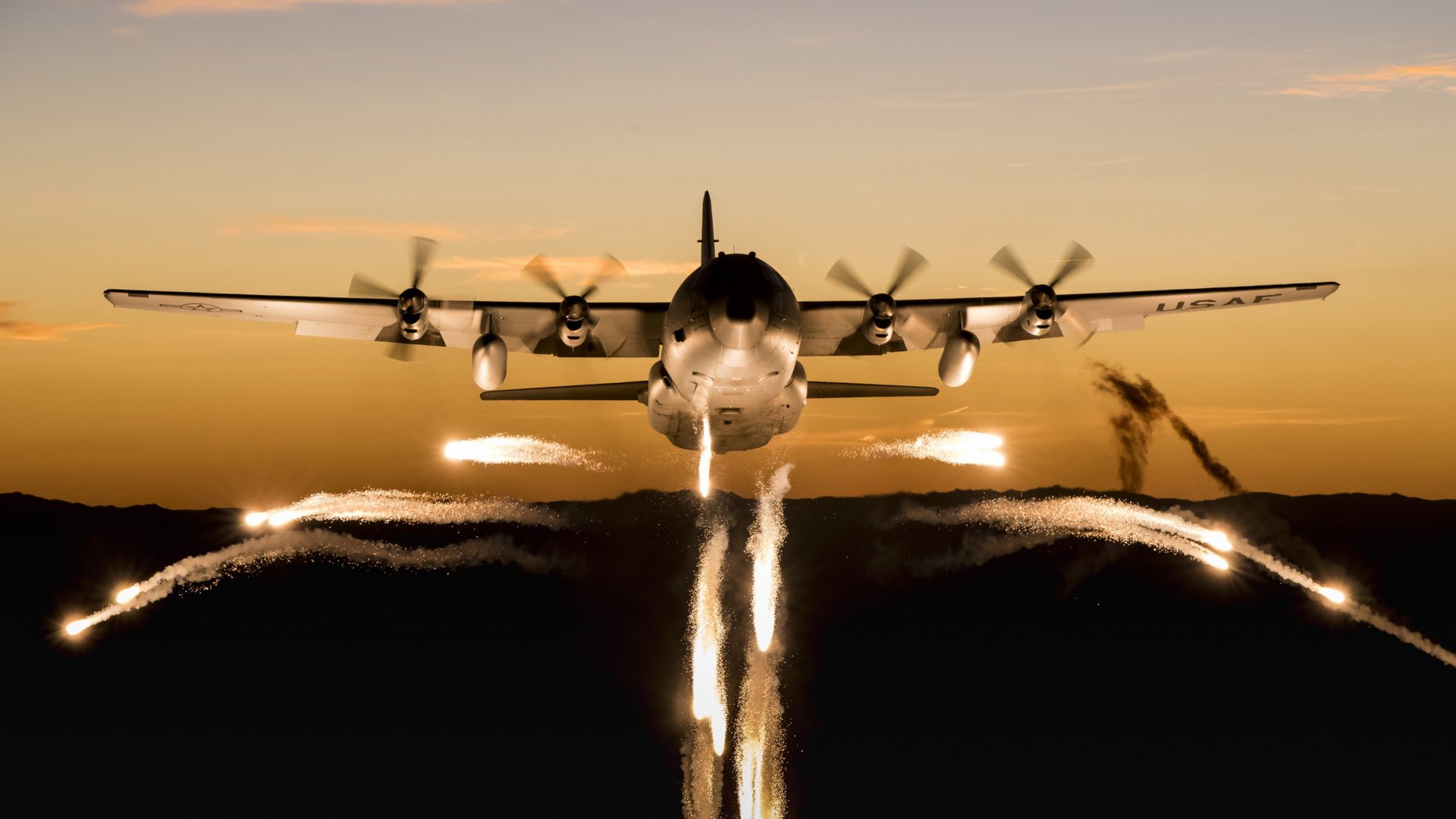 Обои авиация, lockheed c-130 hercules, военно, транспортный, aviation, military, transport разрешение 2112x1188 Загрузить