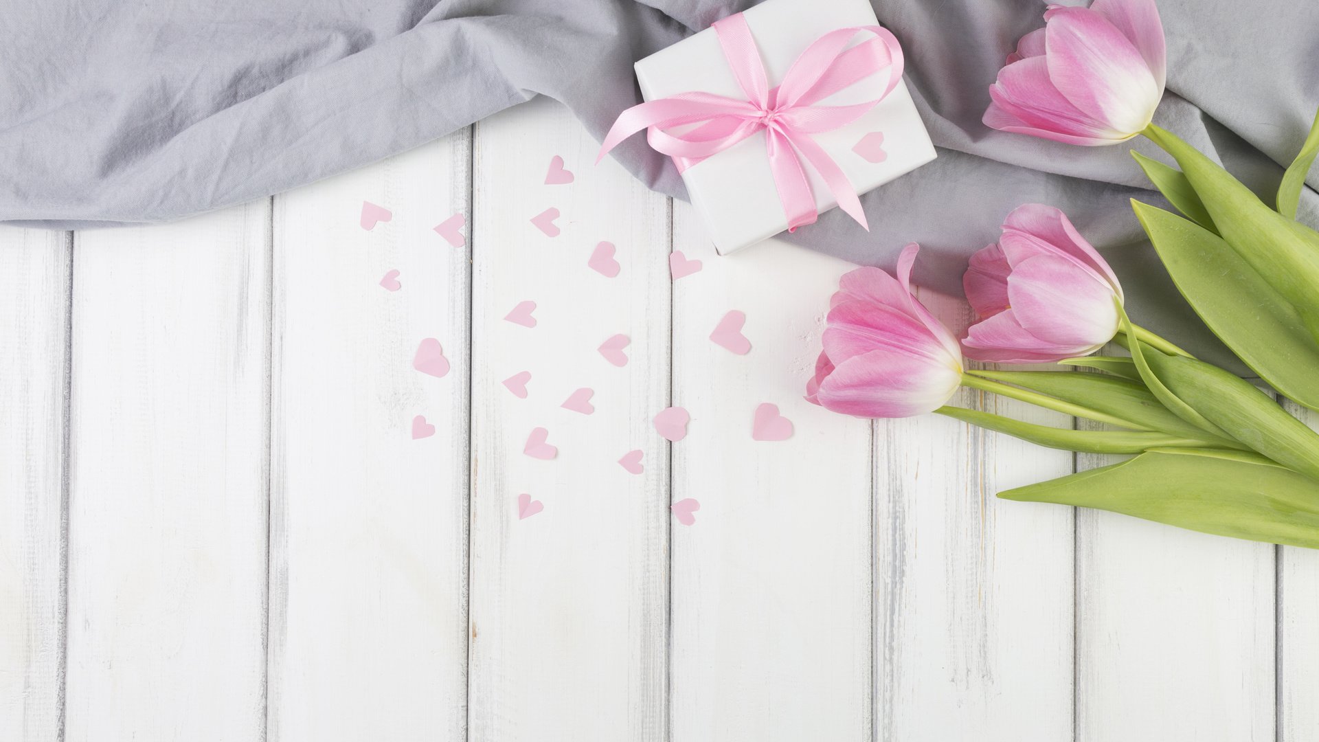 Обои цветы, букет, тюльпаны, розовые, подарок, сердечки, сердечки., подарок ко дню влюбленных, flowers, bouquet, tulips, pink, gift, hearts, hearts., a gift for valentine's day разрешение 5760x3840 Загрузить